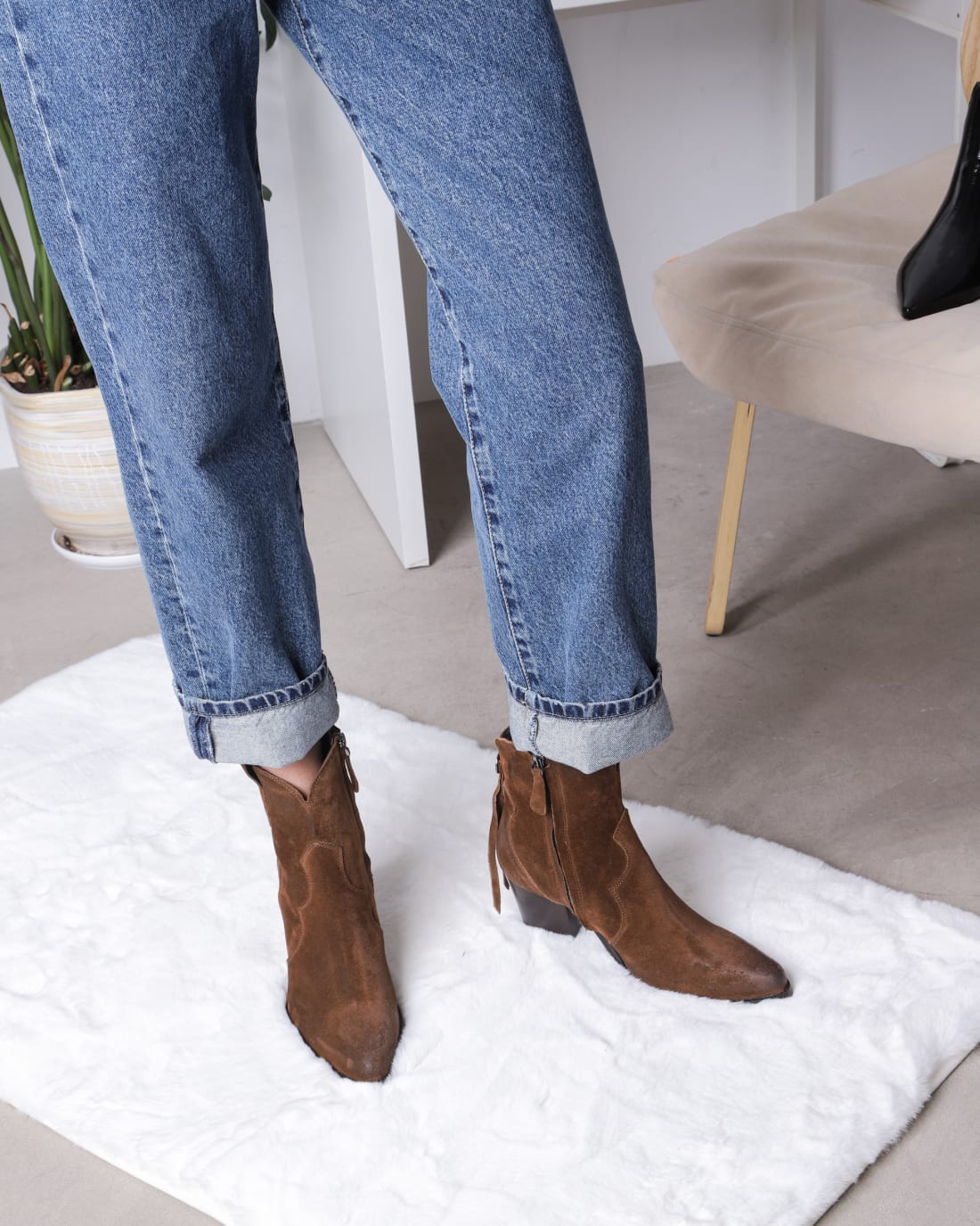 Коричневые замшевые казаки - Image 7 of 7