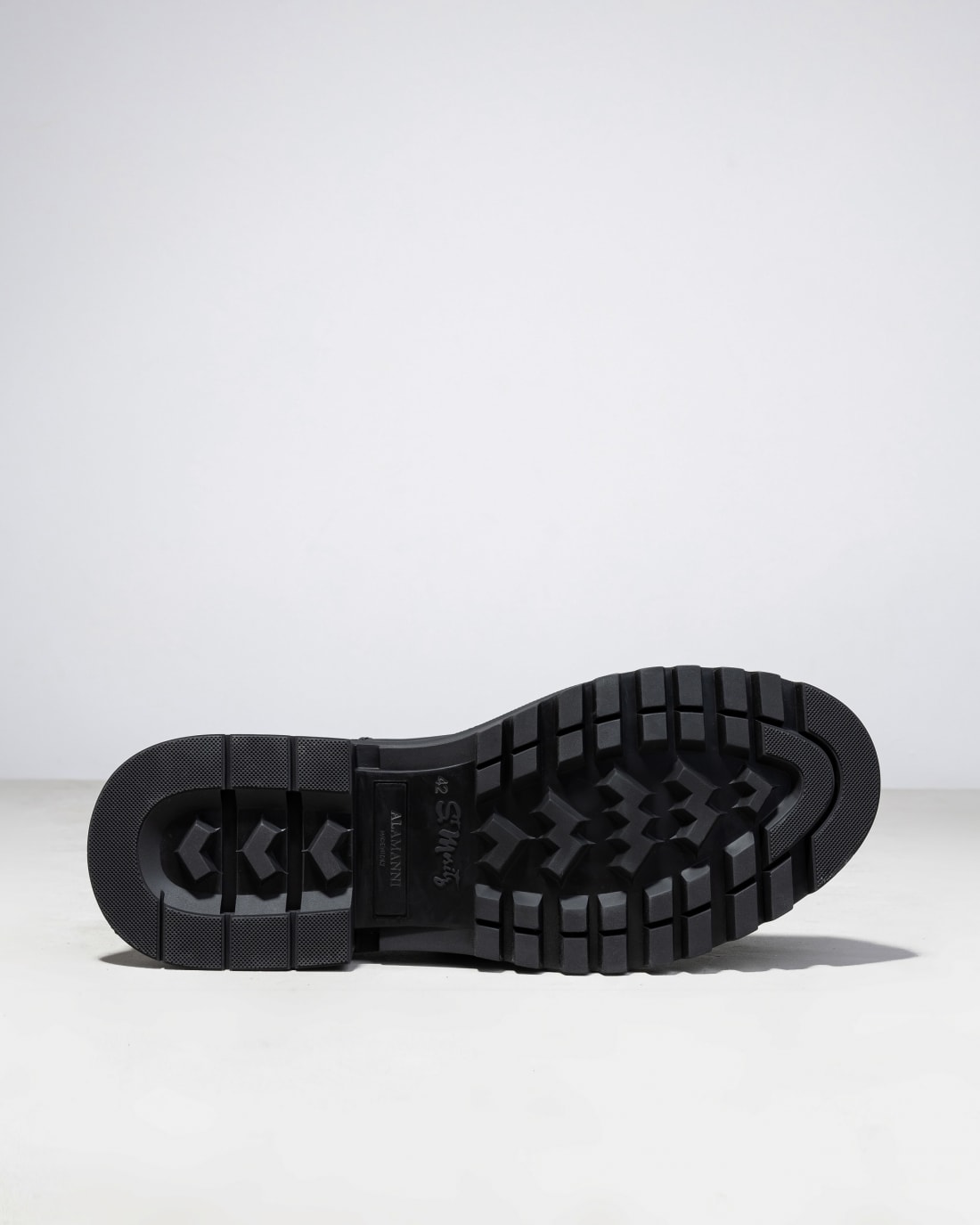 Черные замшевые ботинки, классический стиль - Image 5 of 5