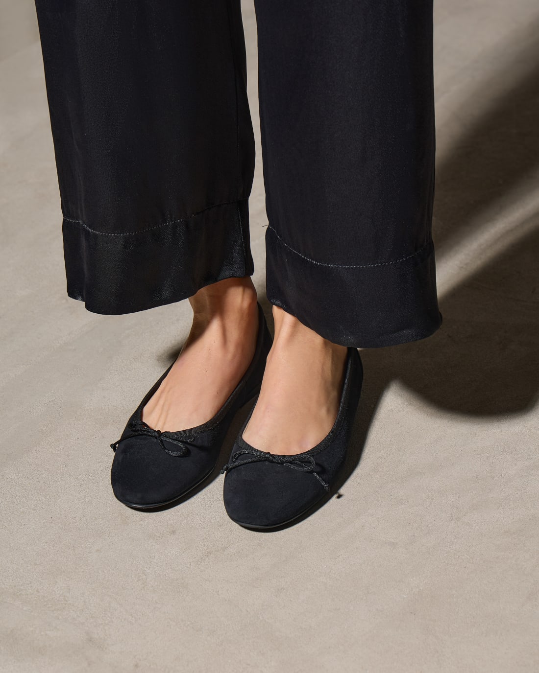 Черные замшевые балетки - Image 6 of 6