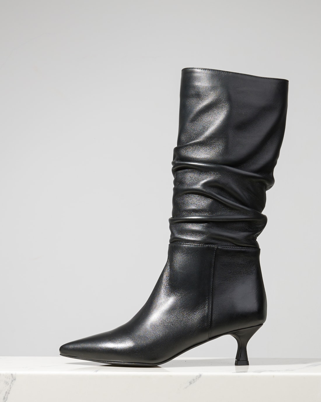 Черные сапоги из натуральной кожи - Main image