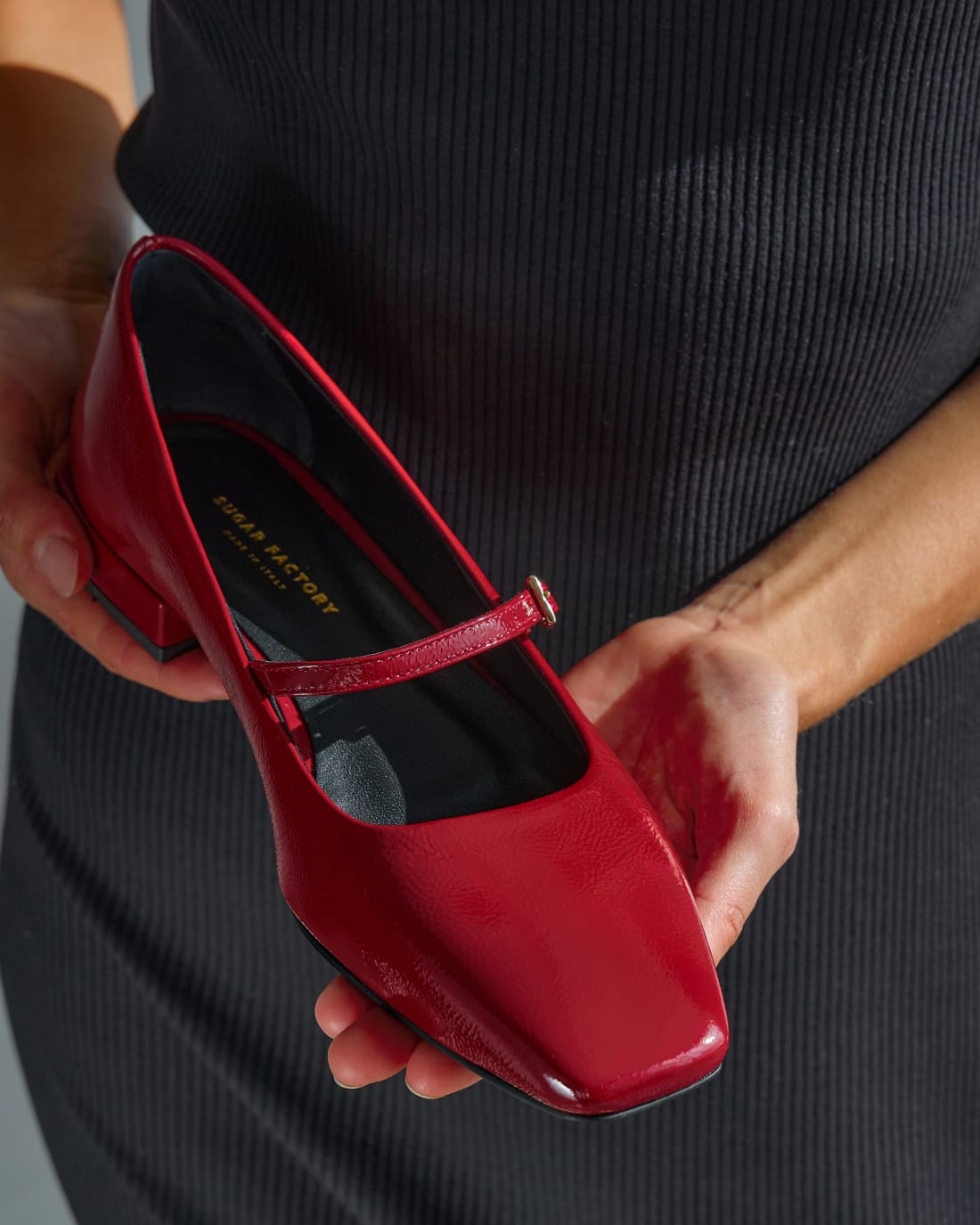 Бордовые лаковые туфли с ремешком - Image 6 of 6