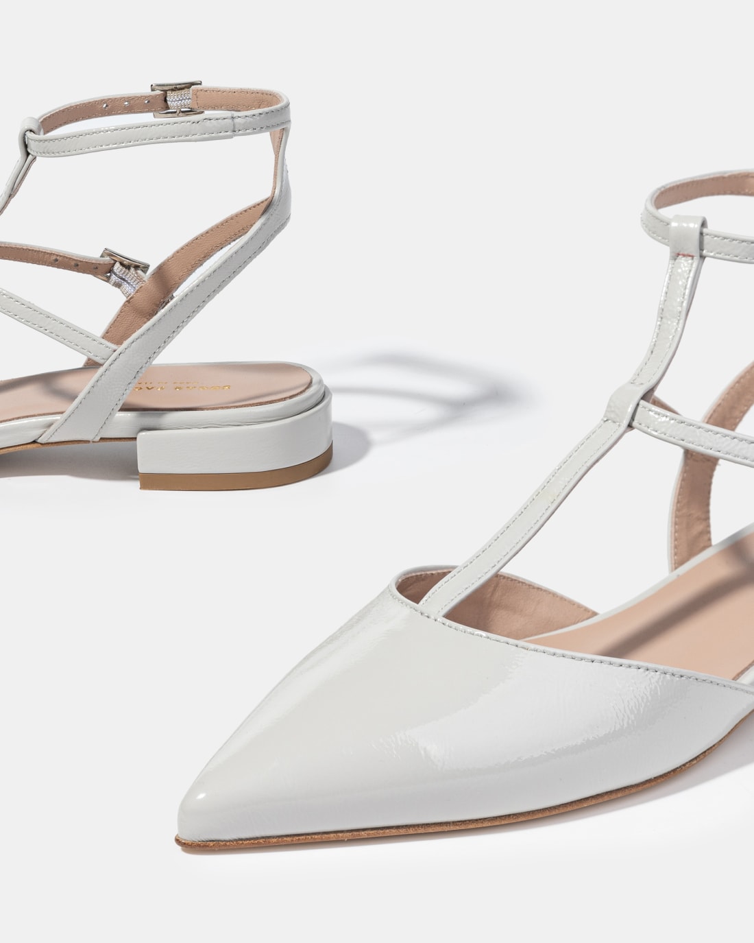 Серые лакированные туфли с ремешками - Image 4 of 5