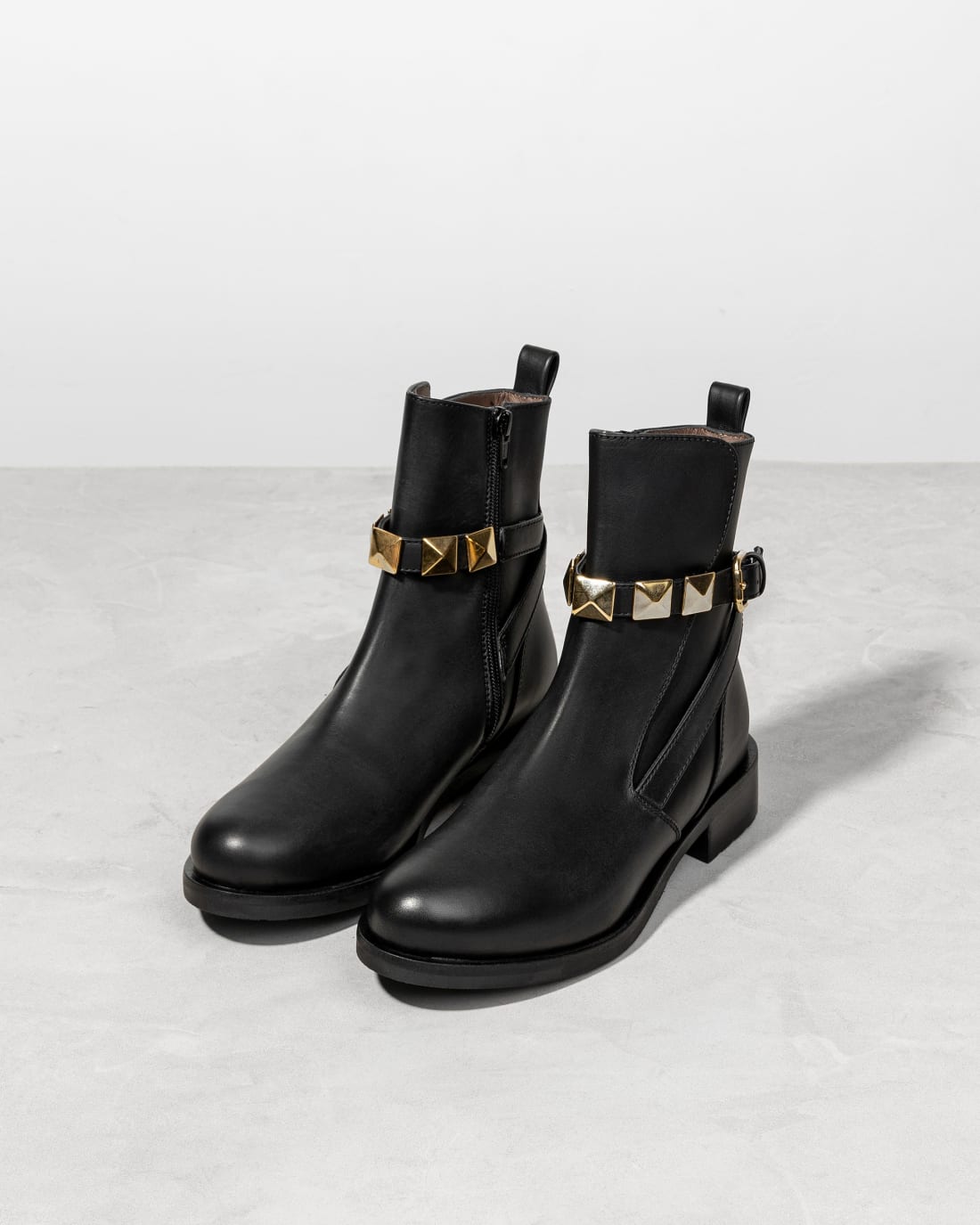 Черные кожаные ботинки с декоративными элементами - Image 3 of 5