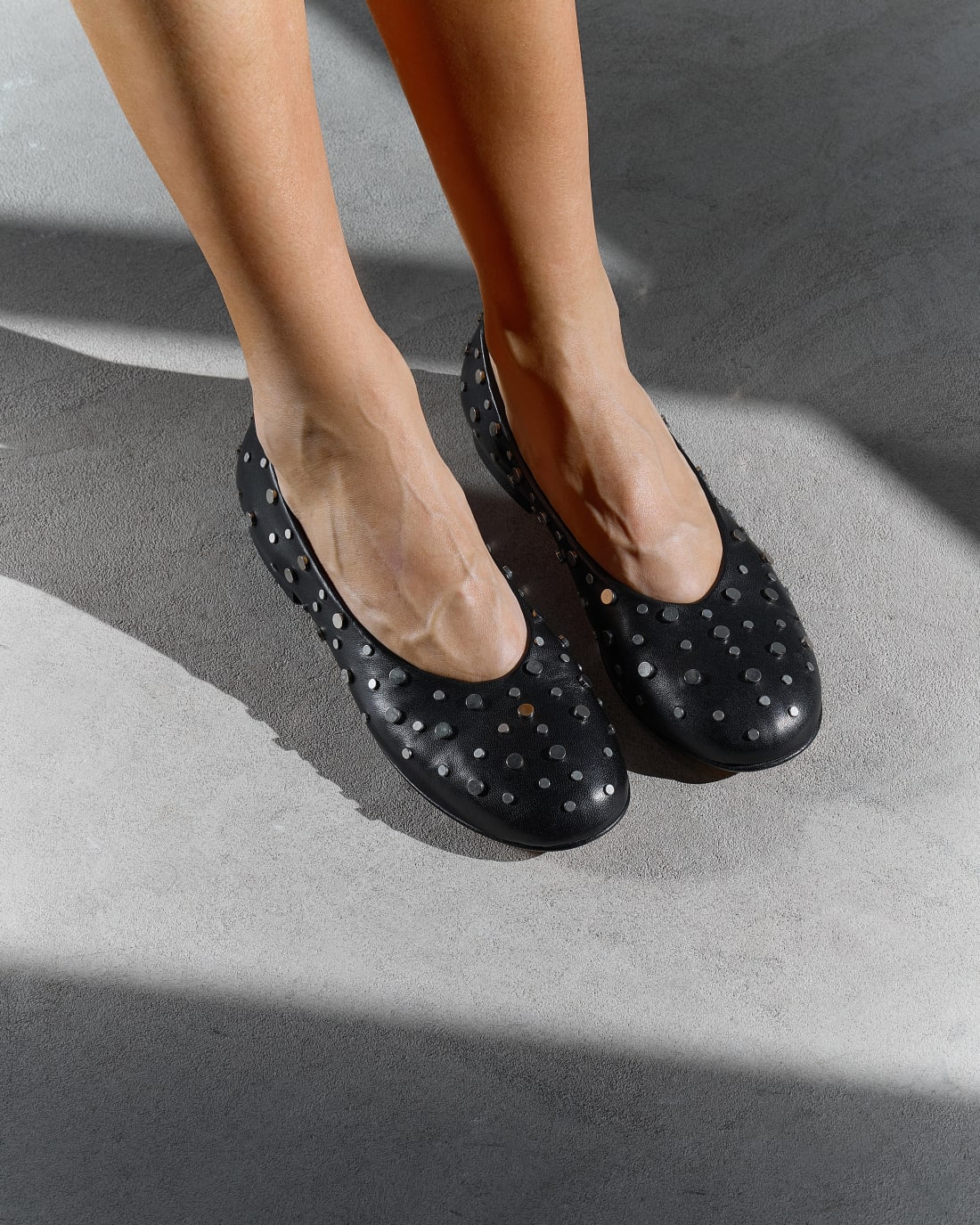 Черные кожаные балетки с заклепками - Image 6 of 6