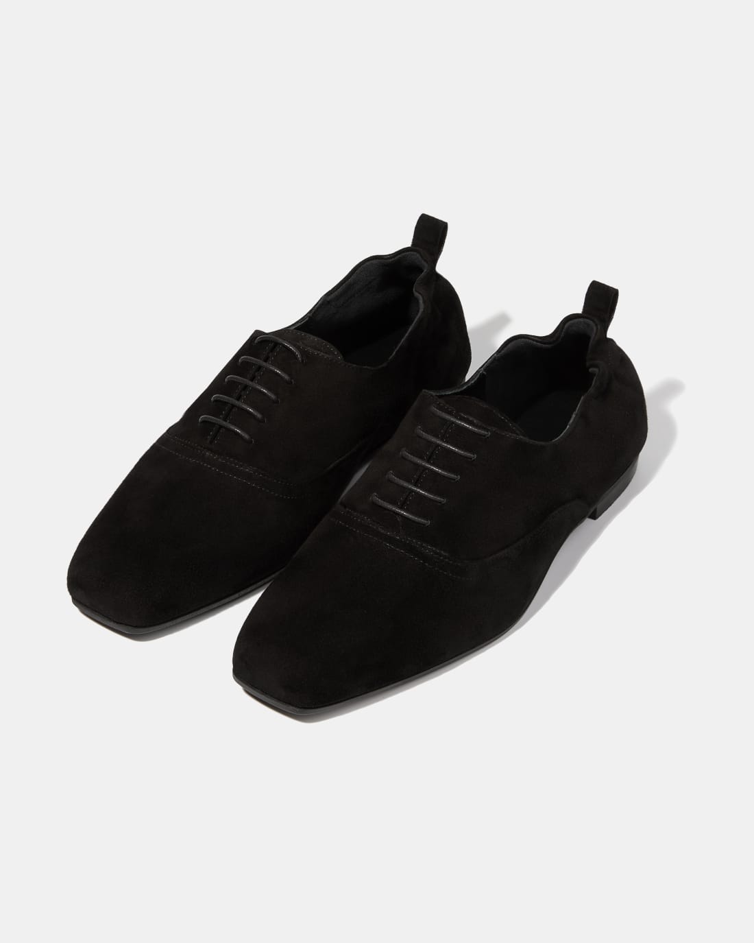 Черные замшевые туфли