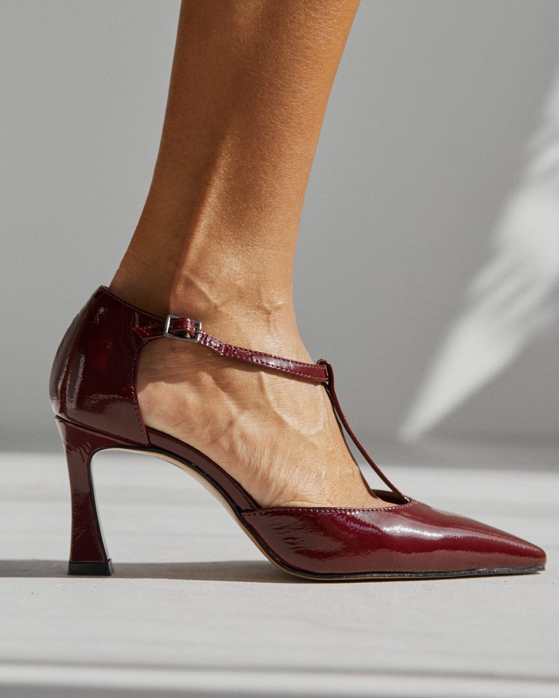Кожаные туфли винного цвета