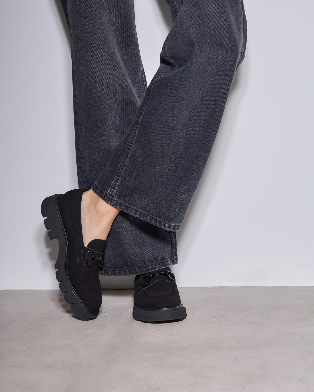 Чёрные замшевые лоферы - Image 5 of 6