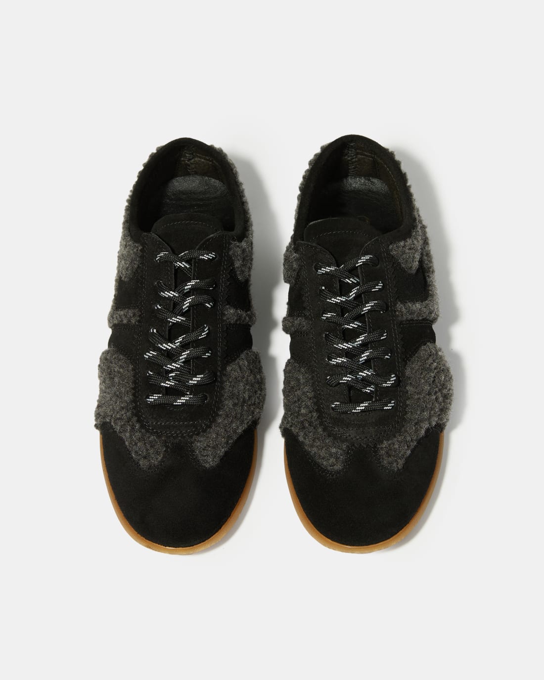 Черные замшевые кеды