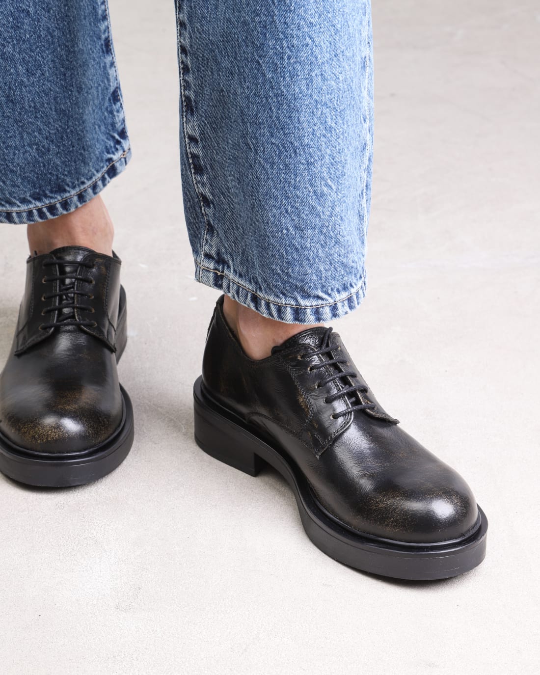 Темно-коричневые кожаные классические туфли