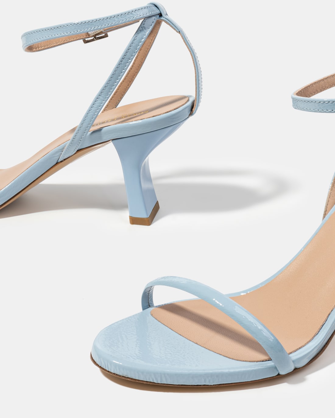 Светло-голубые босоножки на каблуке - Image 4 of 4