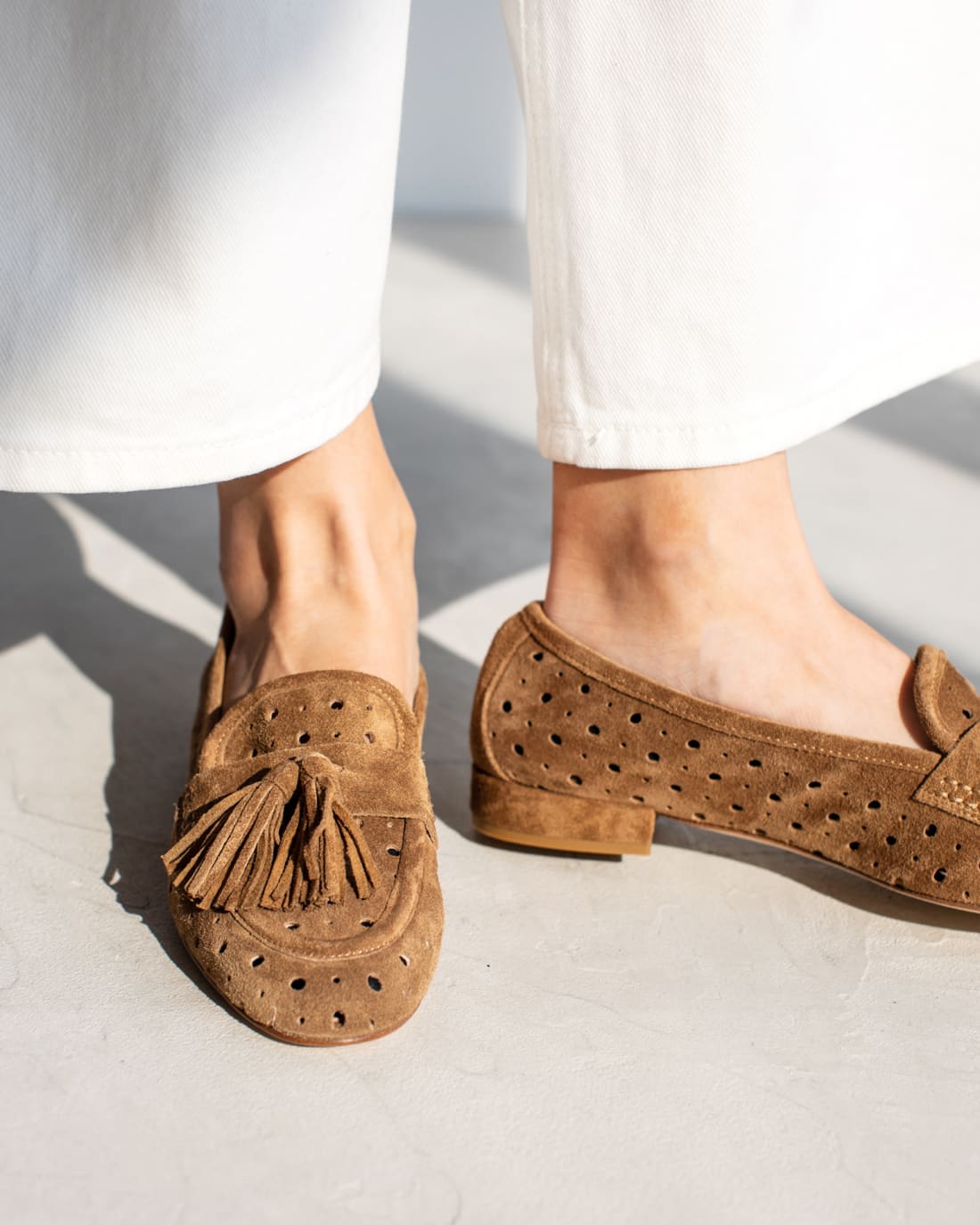 Коричневые замшевые лоферы с крупной перфорацией - Image 5 of 5