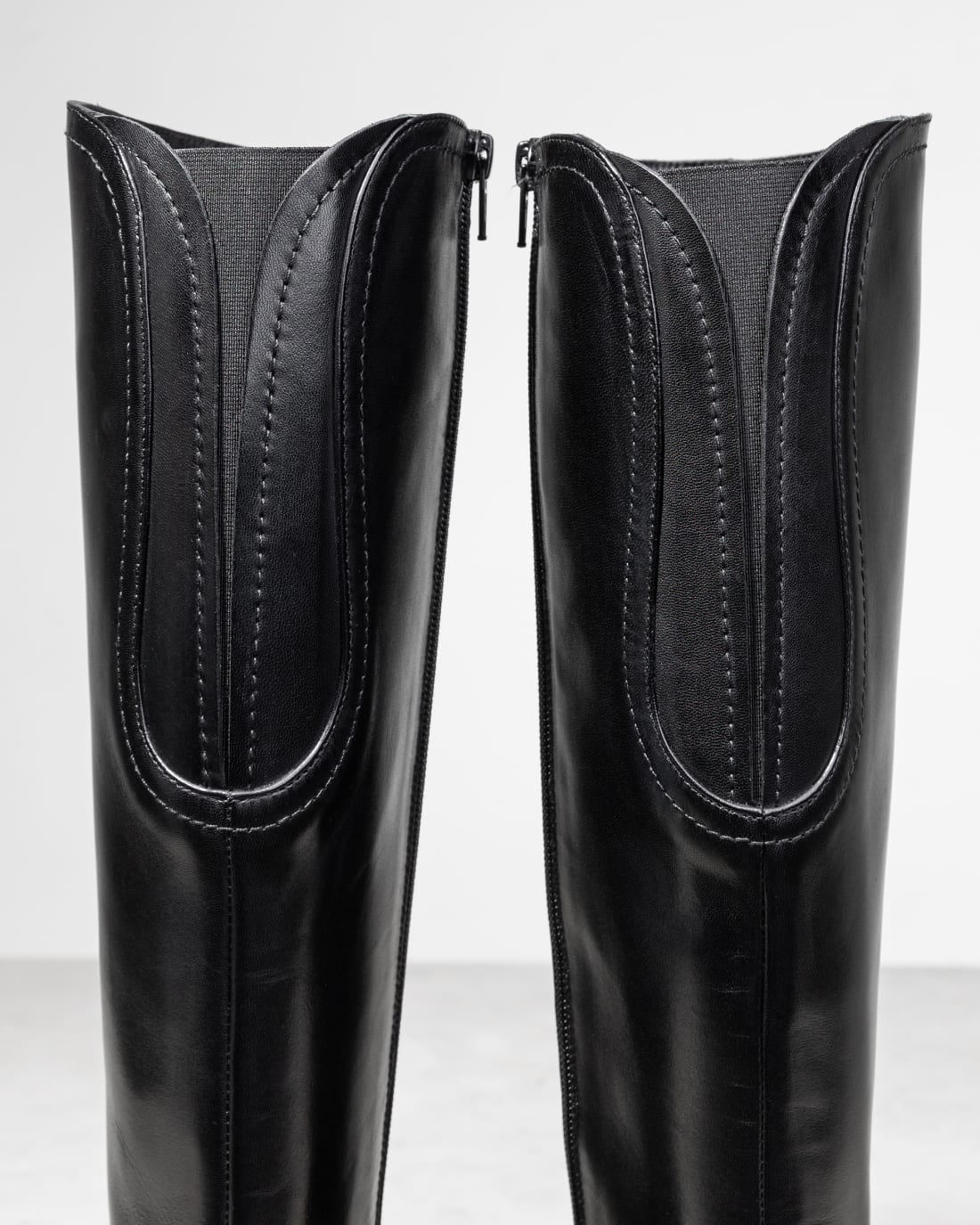 Черные кожаные сапоги классического стиля - Image 4 of 5