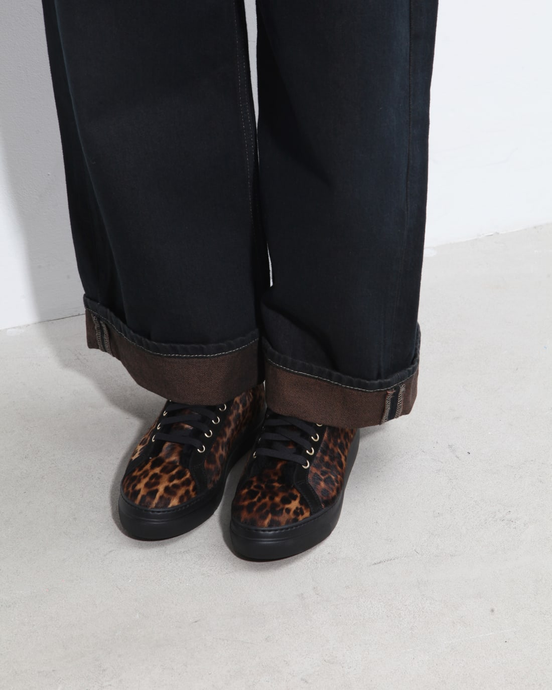 Кеды из натурального меха с леопардовым принтом - Image 6 of 7