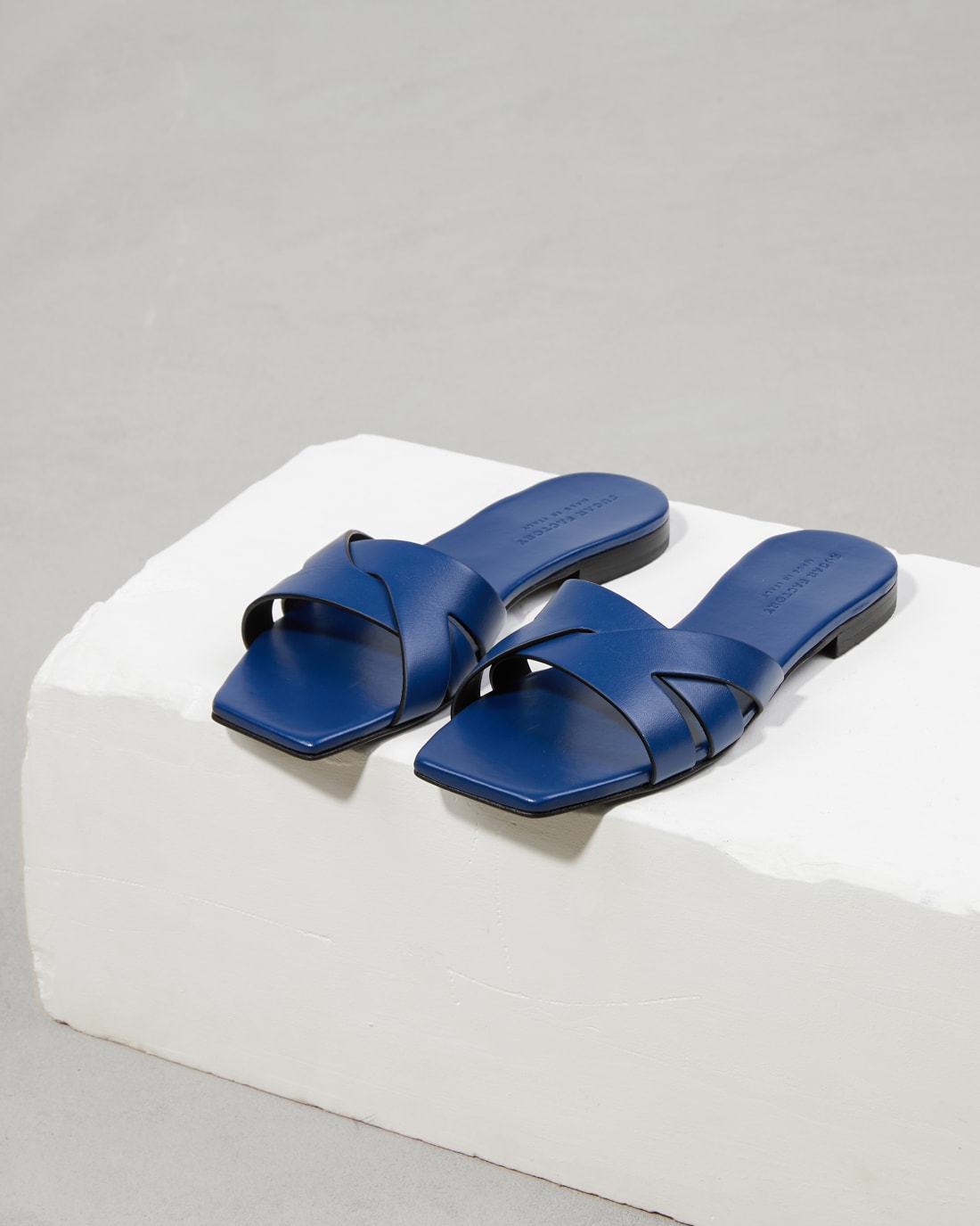 Синие кожаные пантолеты - Image 3 of 6