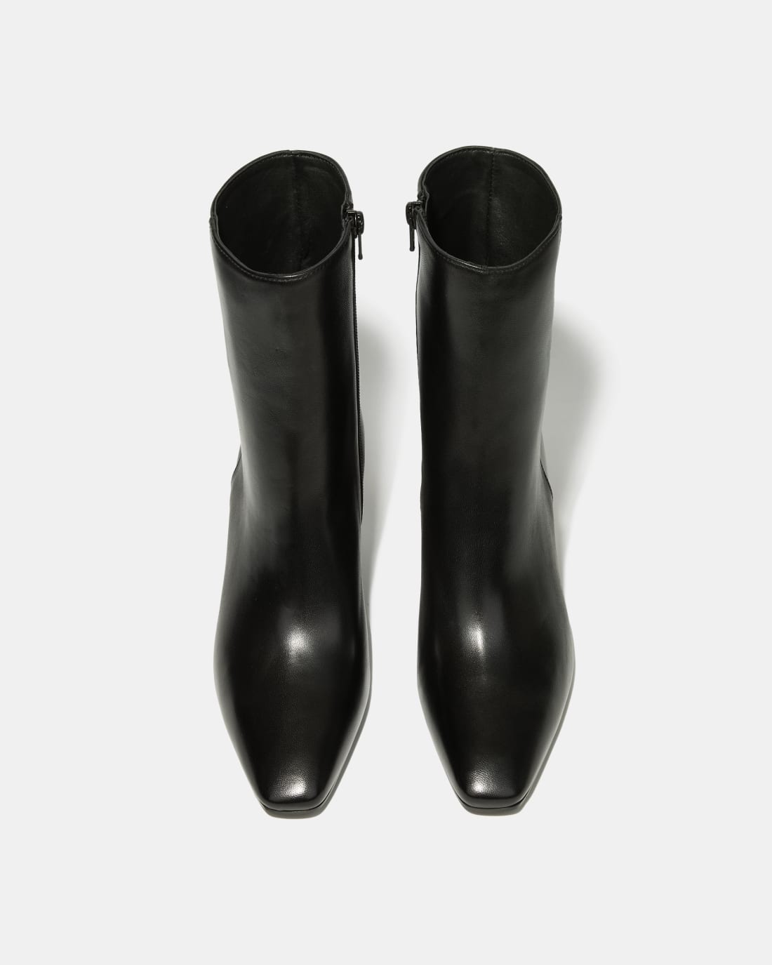 Черные кожаные ботильоны