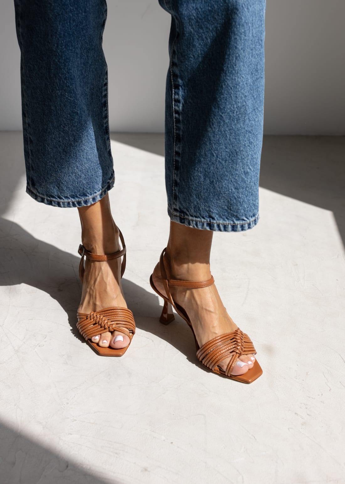 Коричневые босоножки на каблуке - Image 5 of 5