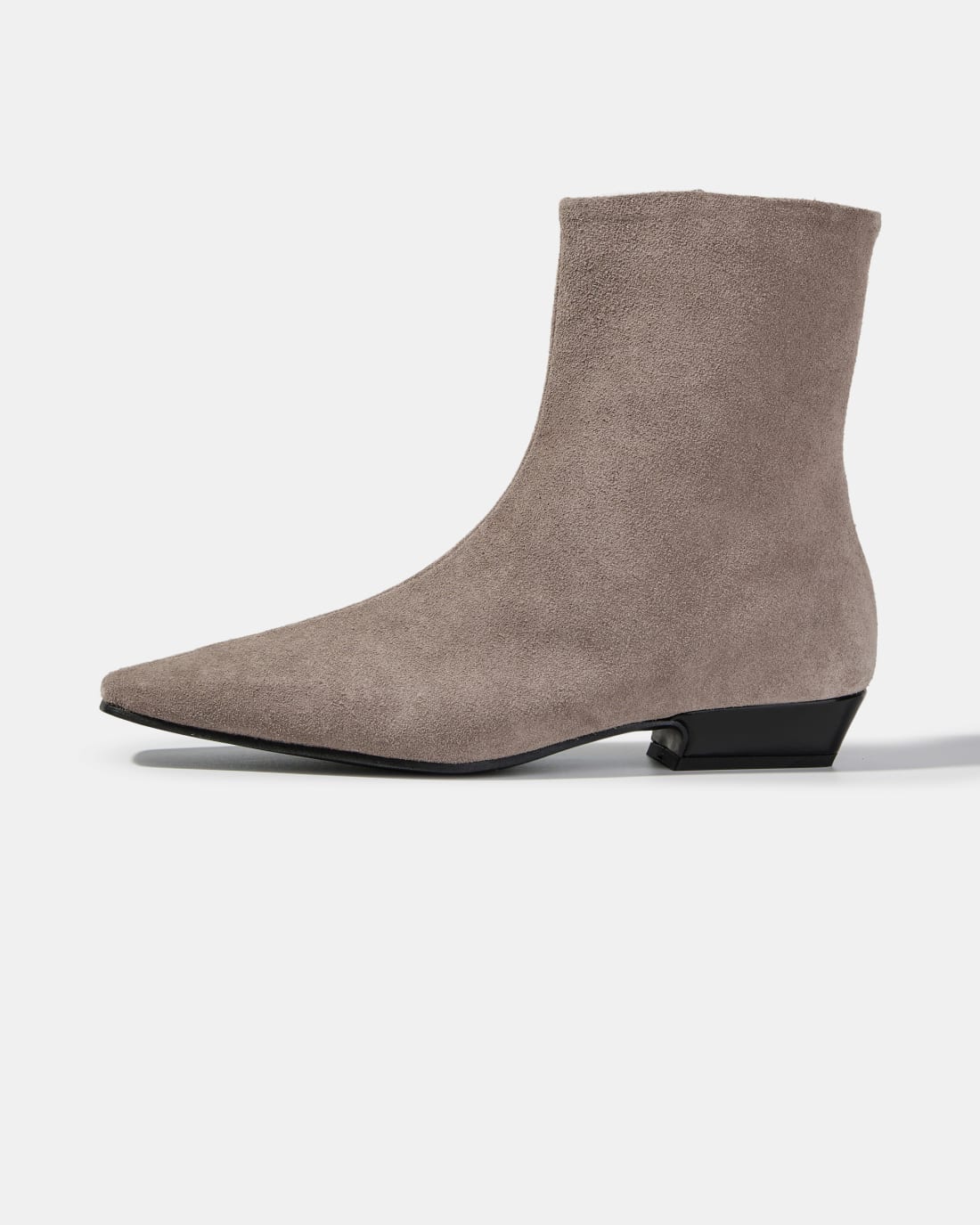 Бежевые ботинки из натуральной замши