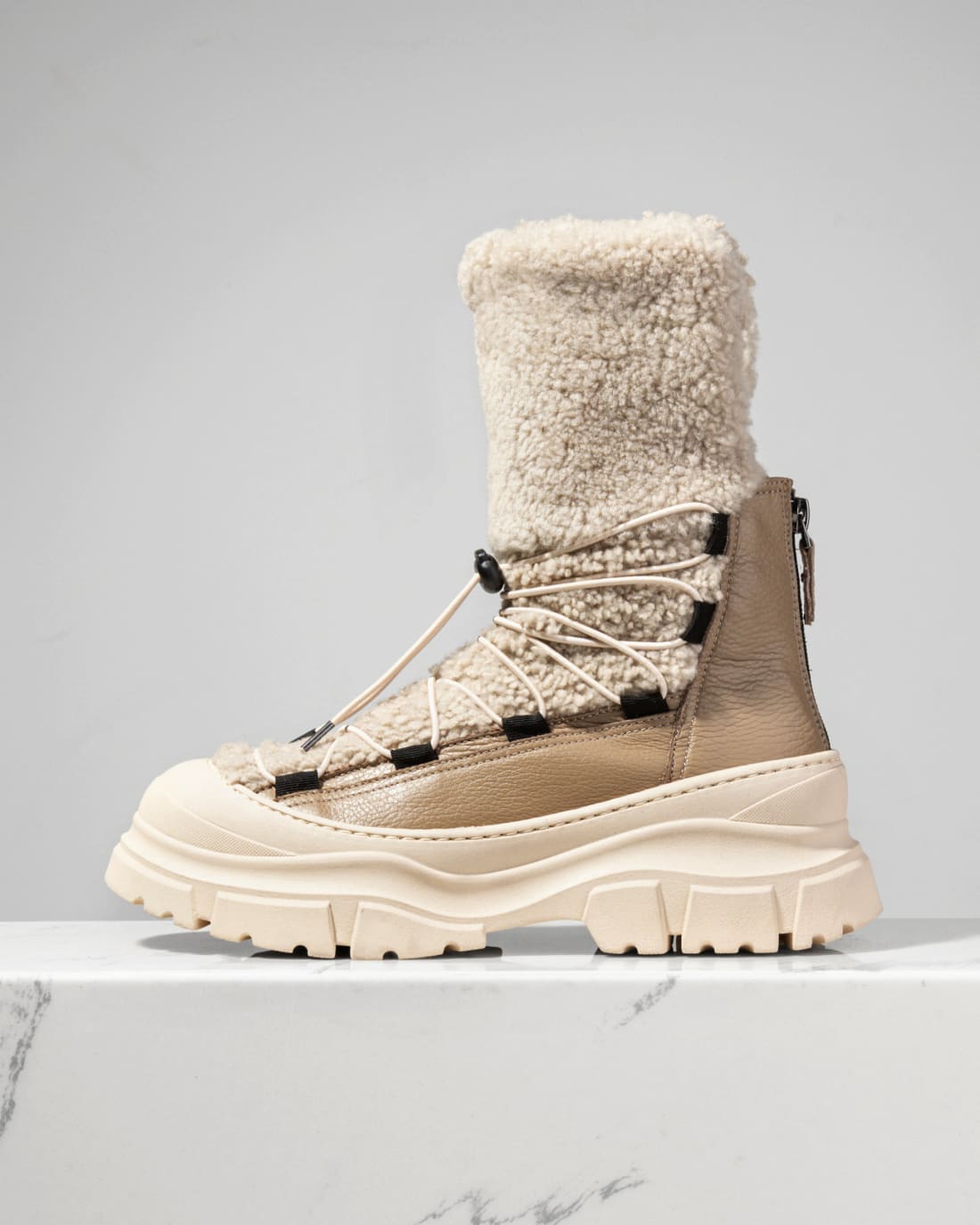 Бежевые кожаные зимние ботинки - Image 1 of 4