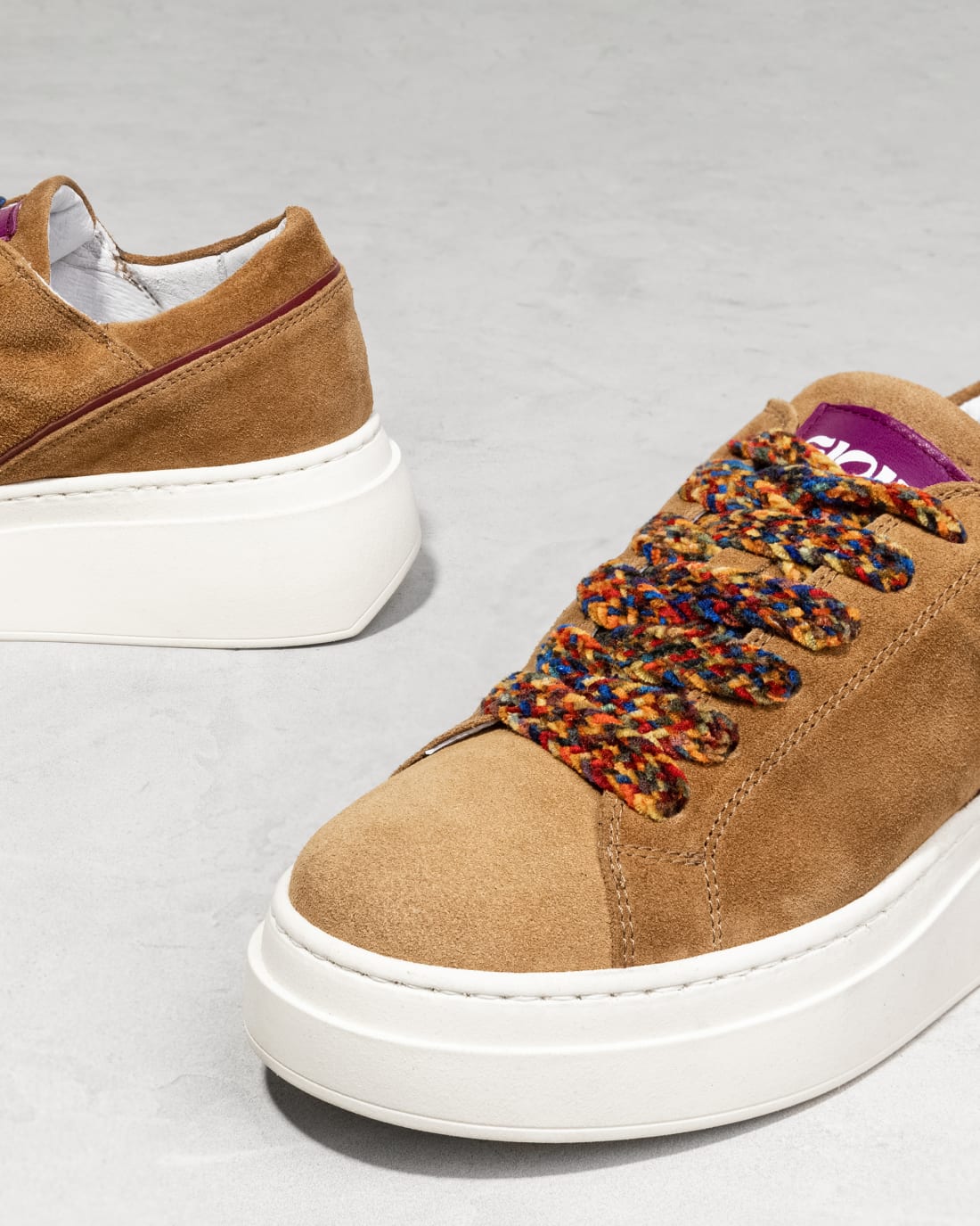 Бежевые кроссовки из замши - Image 4 of 4