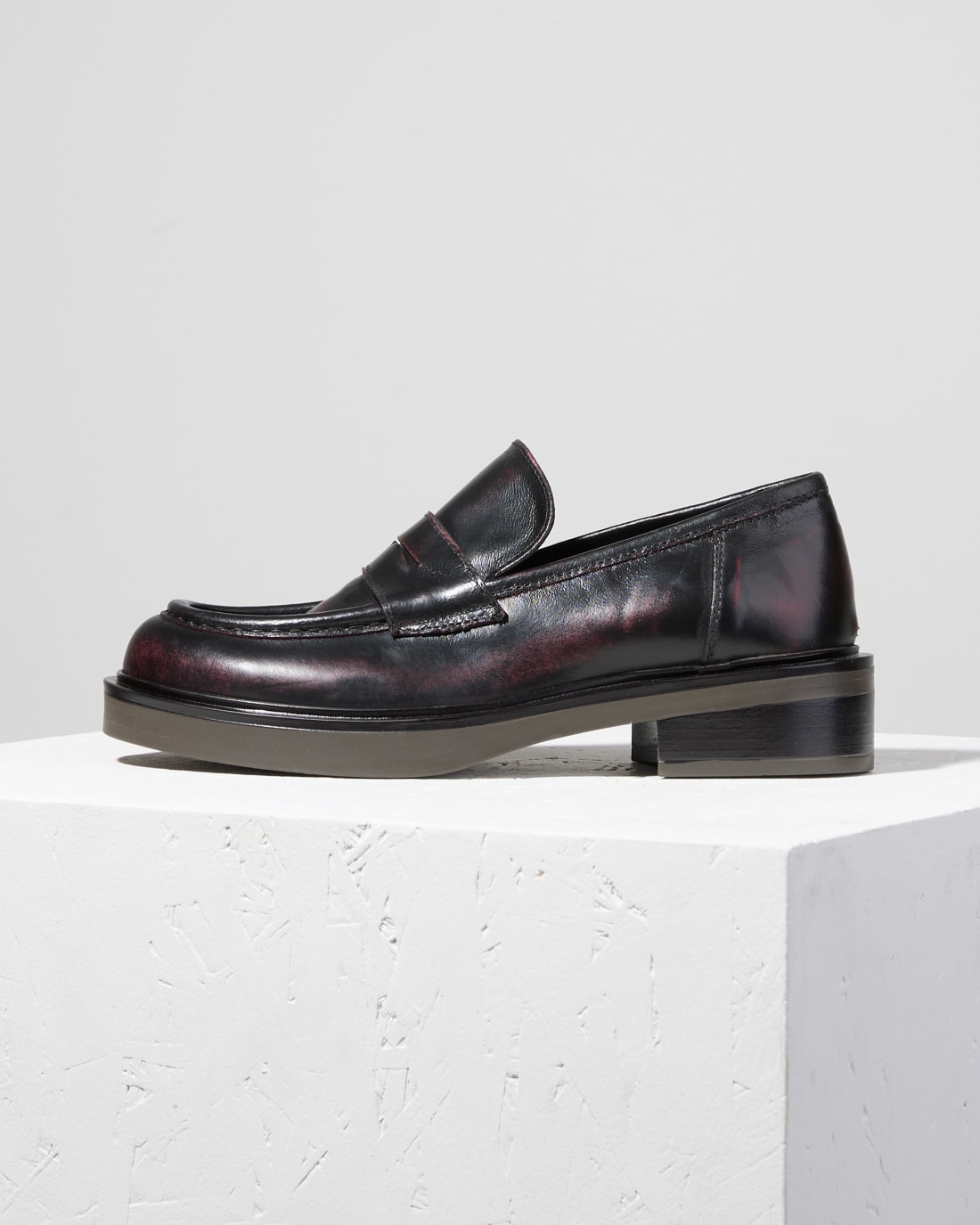 Темно-бордовые кожаные лоферы - Image 1 of 7