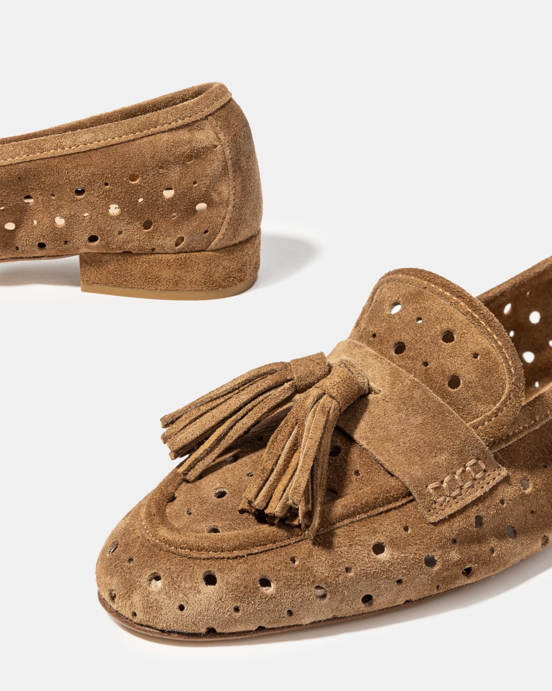 Коричневые замшевые лоферы с крупной перфорацией - Image 4 of 5