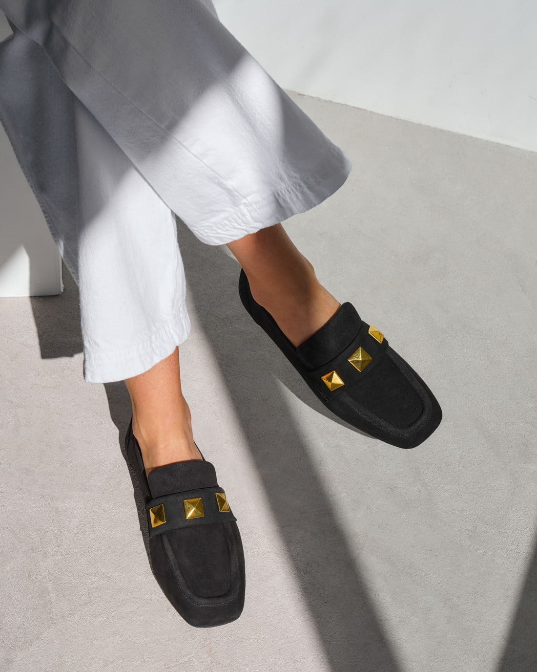 Черные туфли-мокасины