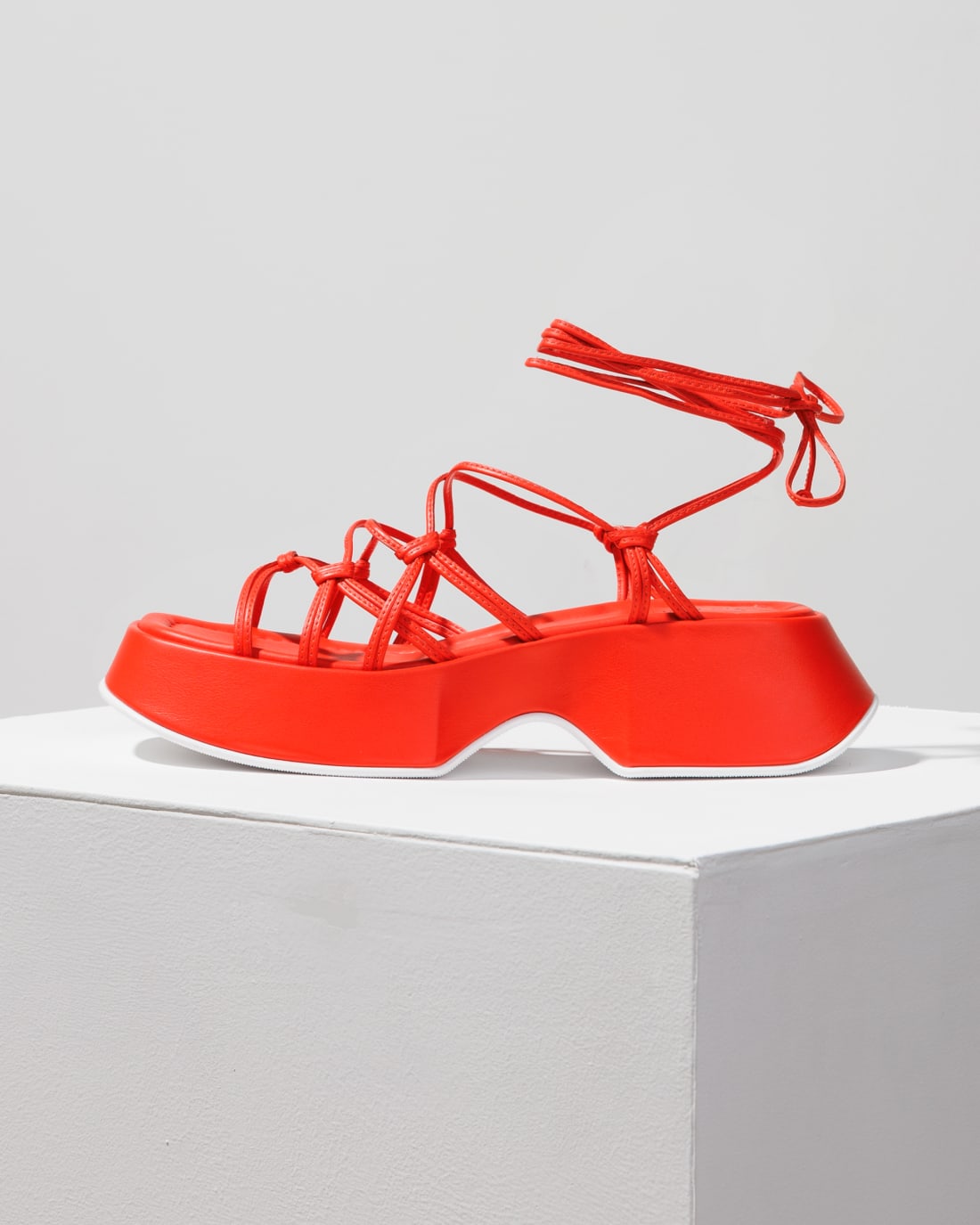 Темно-оранжевые кожаные босоножки - Image 1 of 6