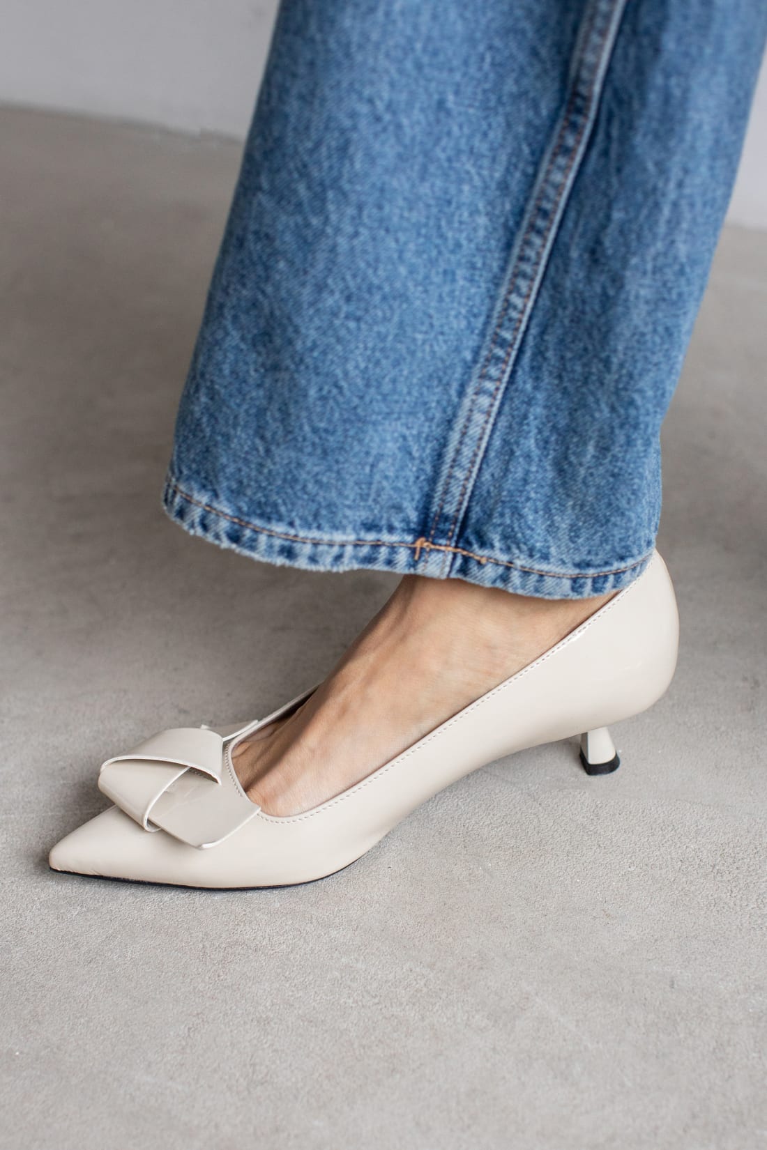 Кремово-бежевые лакированные туфли с бантом - Image 5 of 5