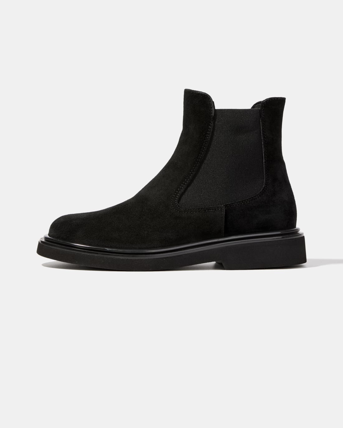 Черные замшевые ботинки