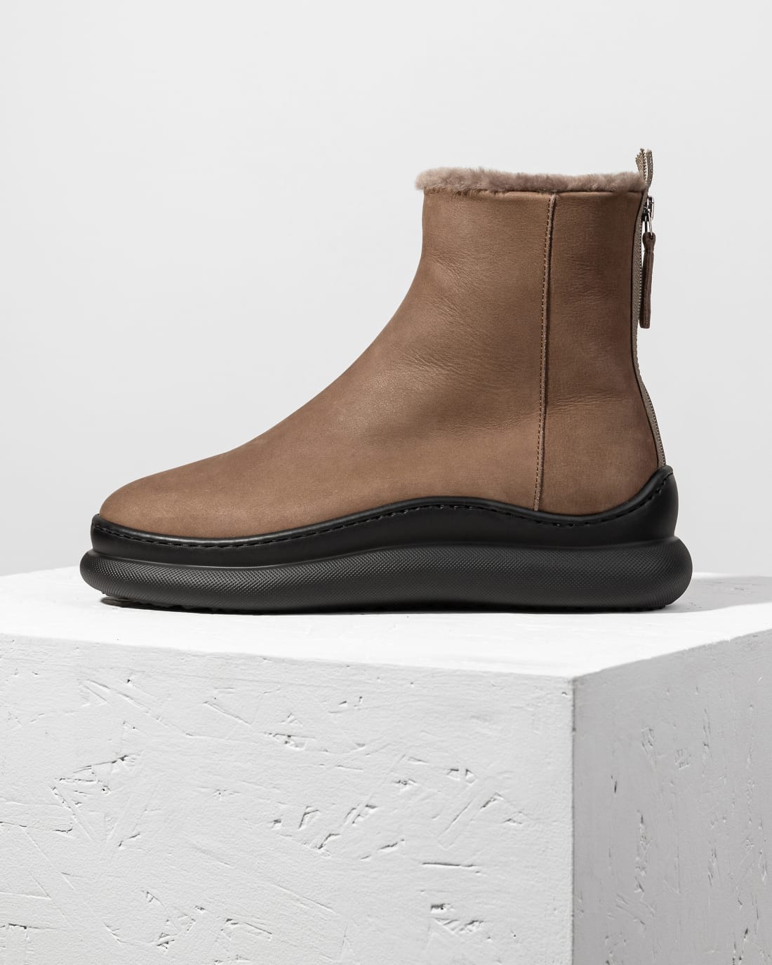 Бежевые зимние ботинки - Image 1 of 4