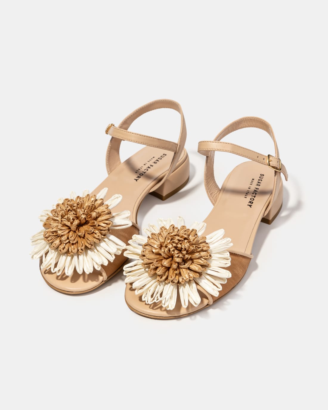 Кожаные босоножки с цветком - Image 2 of 4