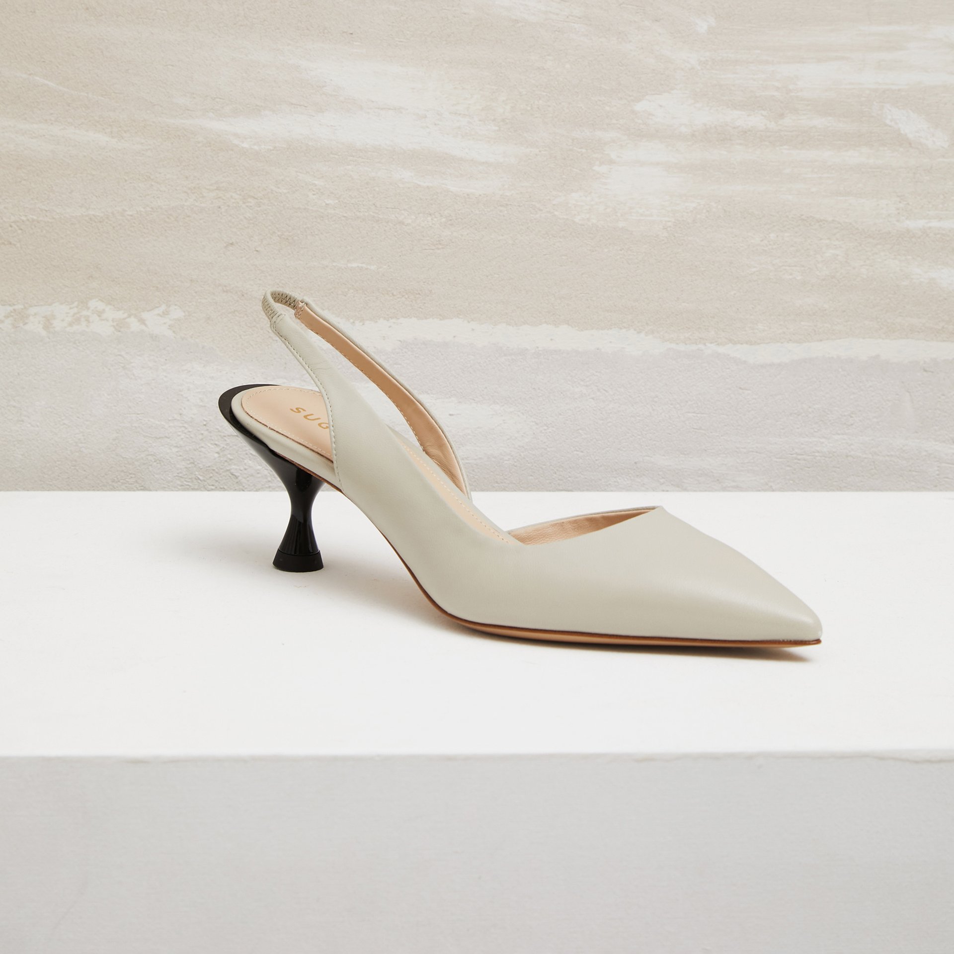 Серо-бежевые кожаные туфли - Main image