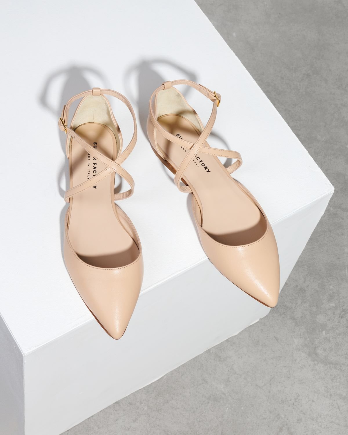 Светло-бежевые кожаные балетки - Image 2 of 6