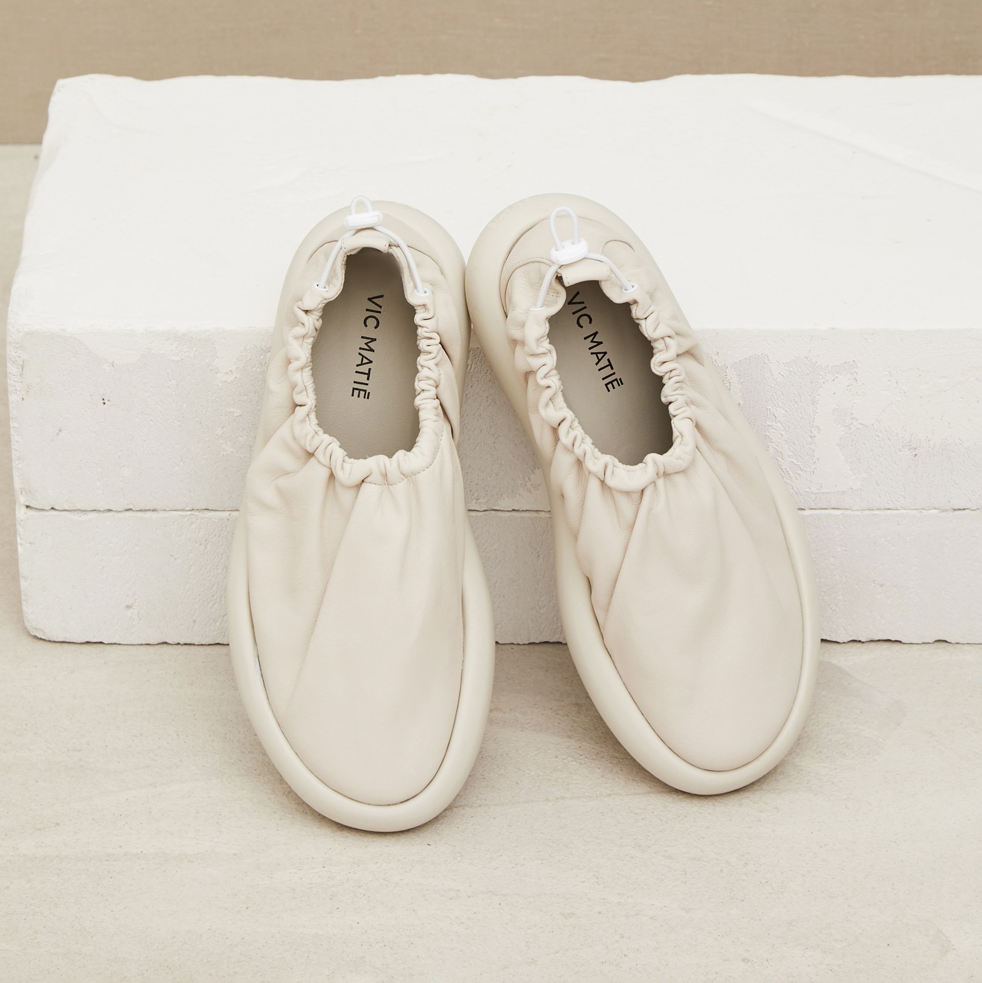 Молочные кожаные кеды - Main image