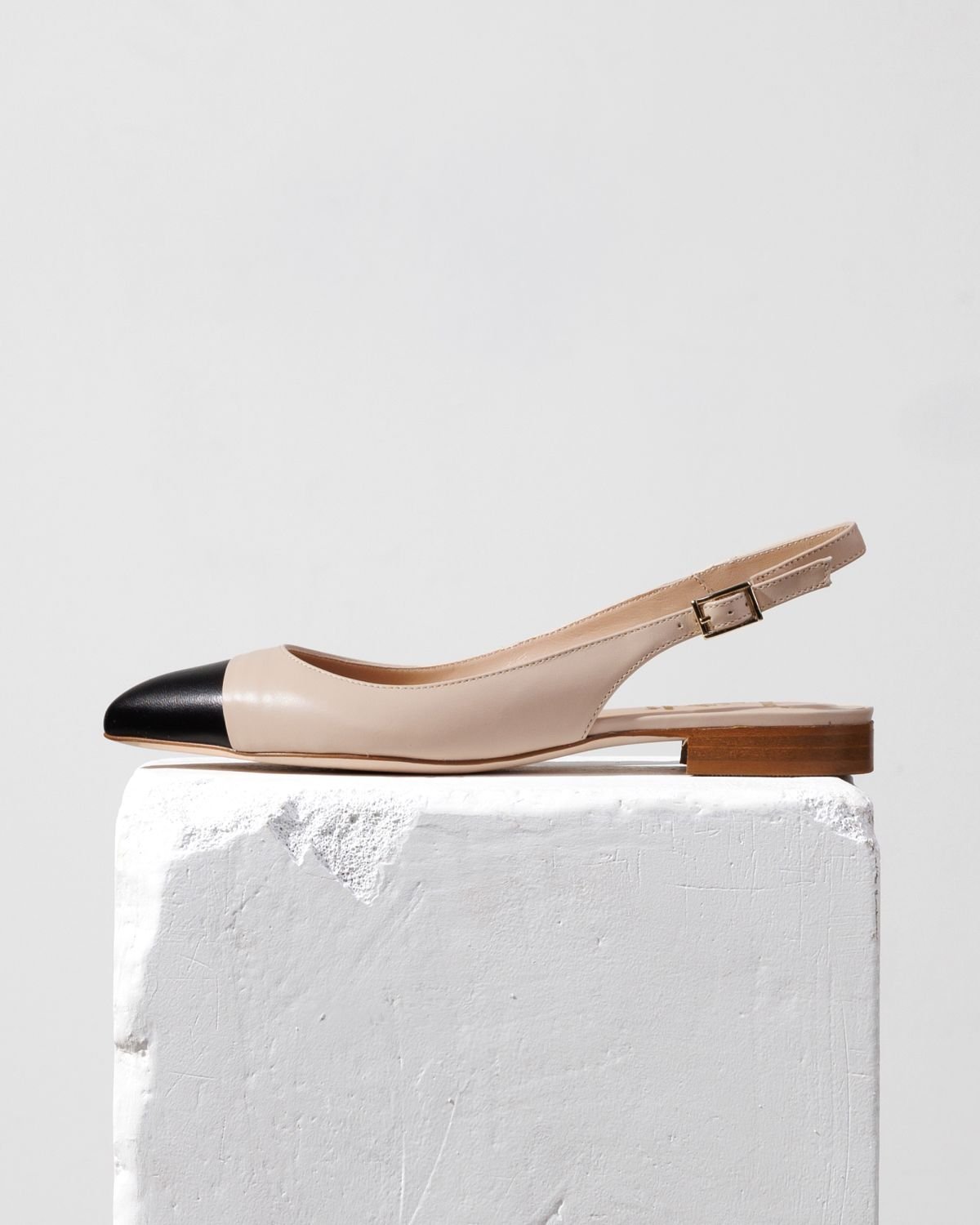 Бежевые кожаные туфли - Main image