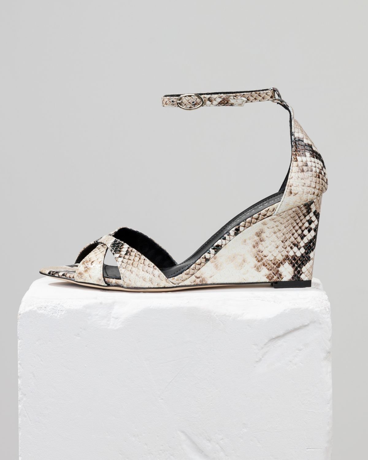 Кожаные босоножки - Main image