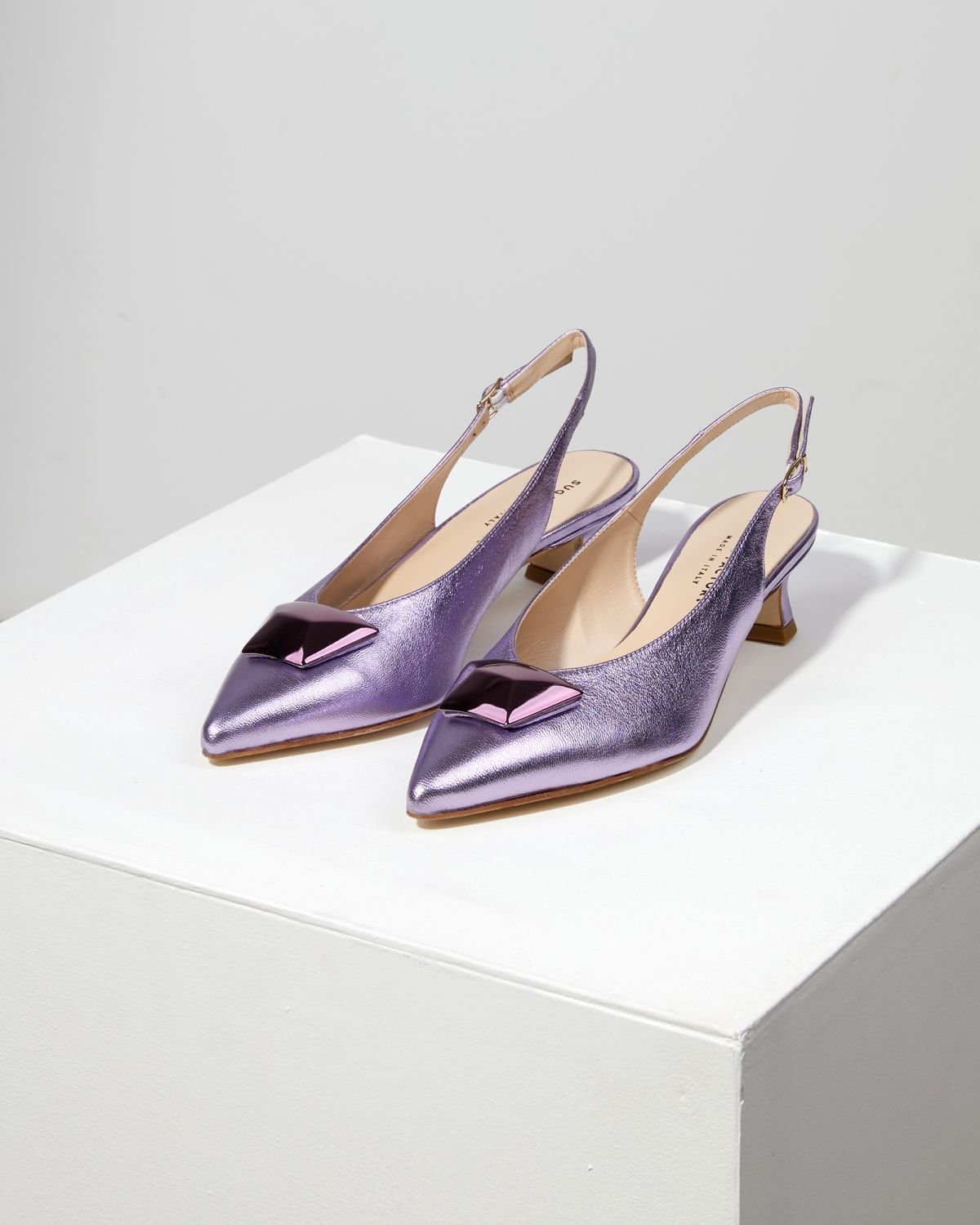 Блестящие лиловые туфли - Image 3 of 7