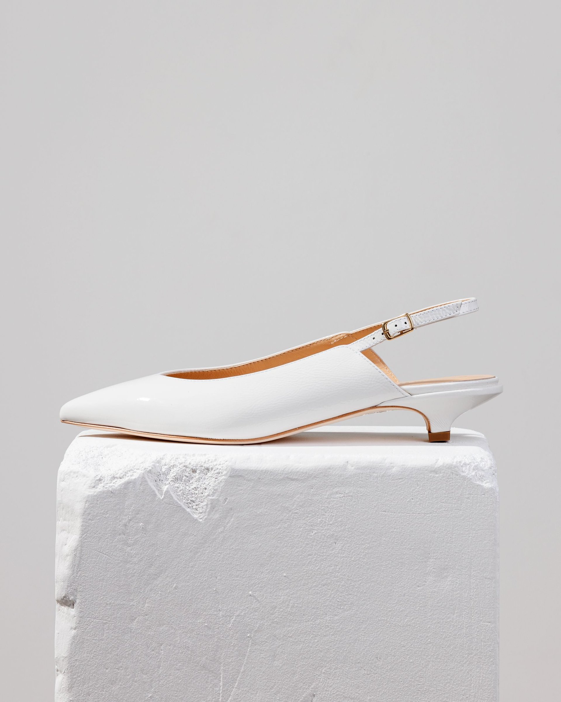 Белые кожаные туфли - Main image
