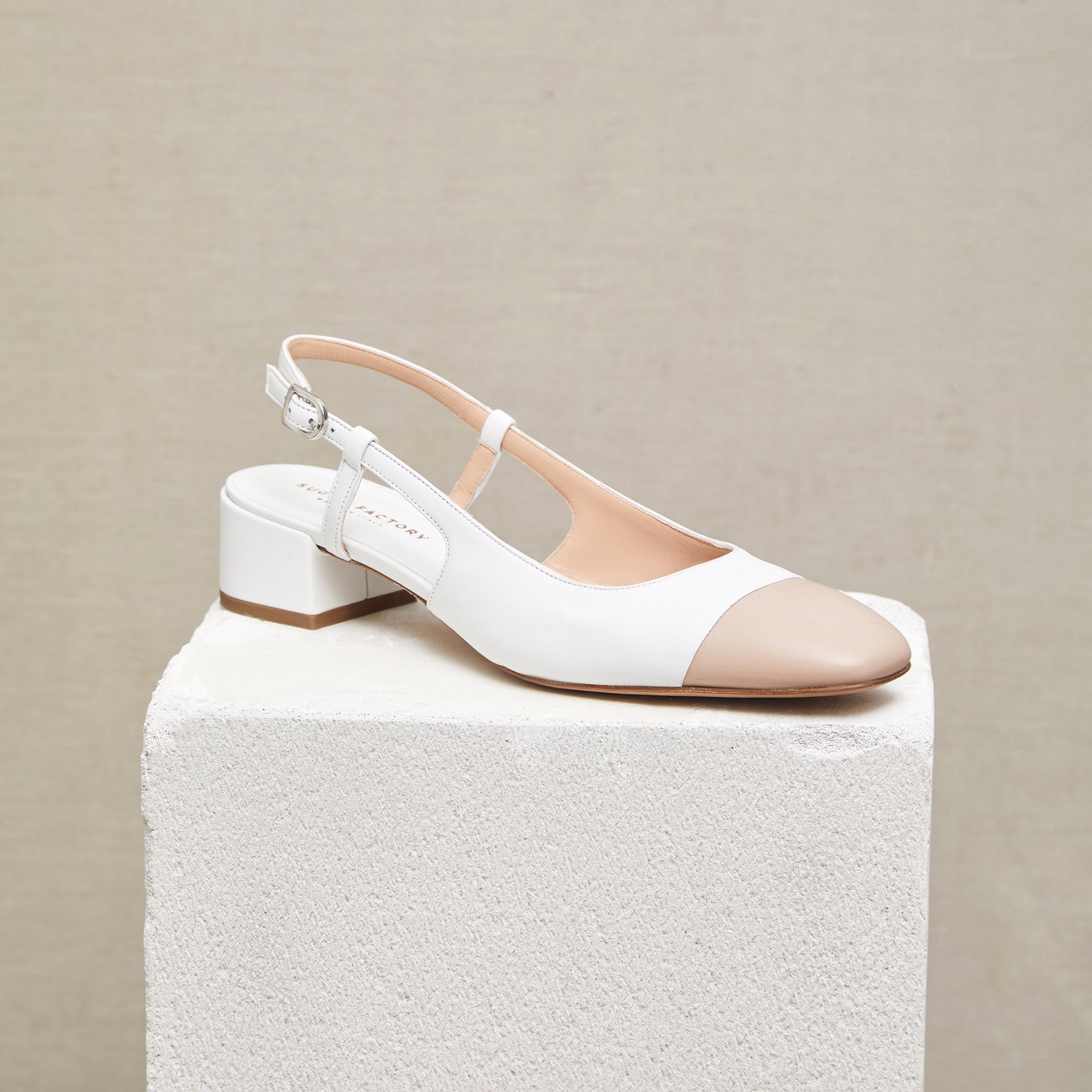 Белые кожаные туфли - Main image