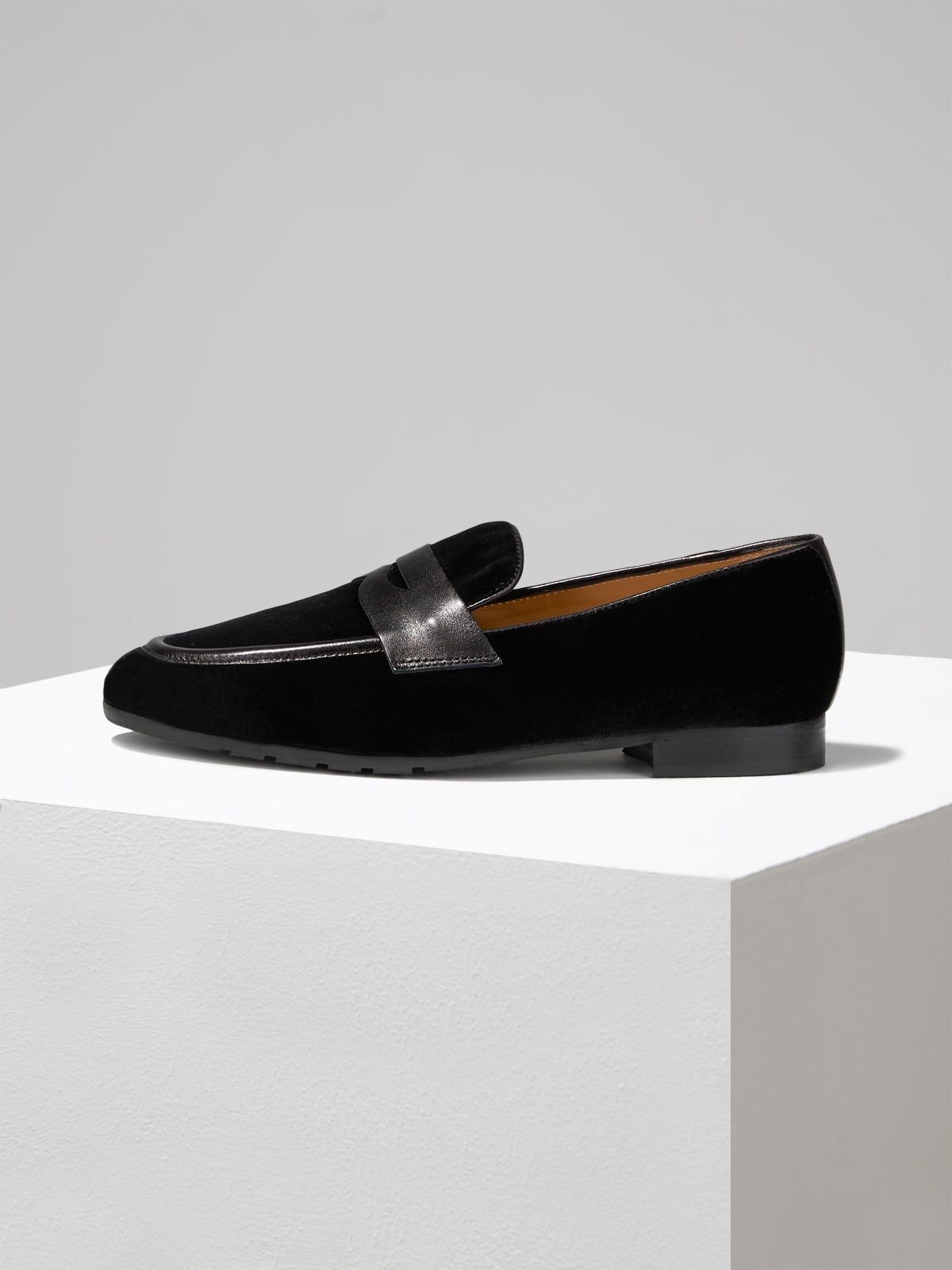Черные бархатные лоферы - Main image