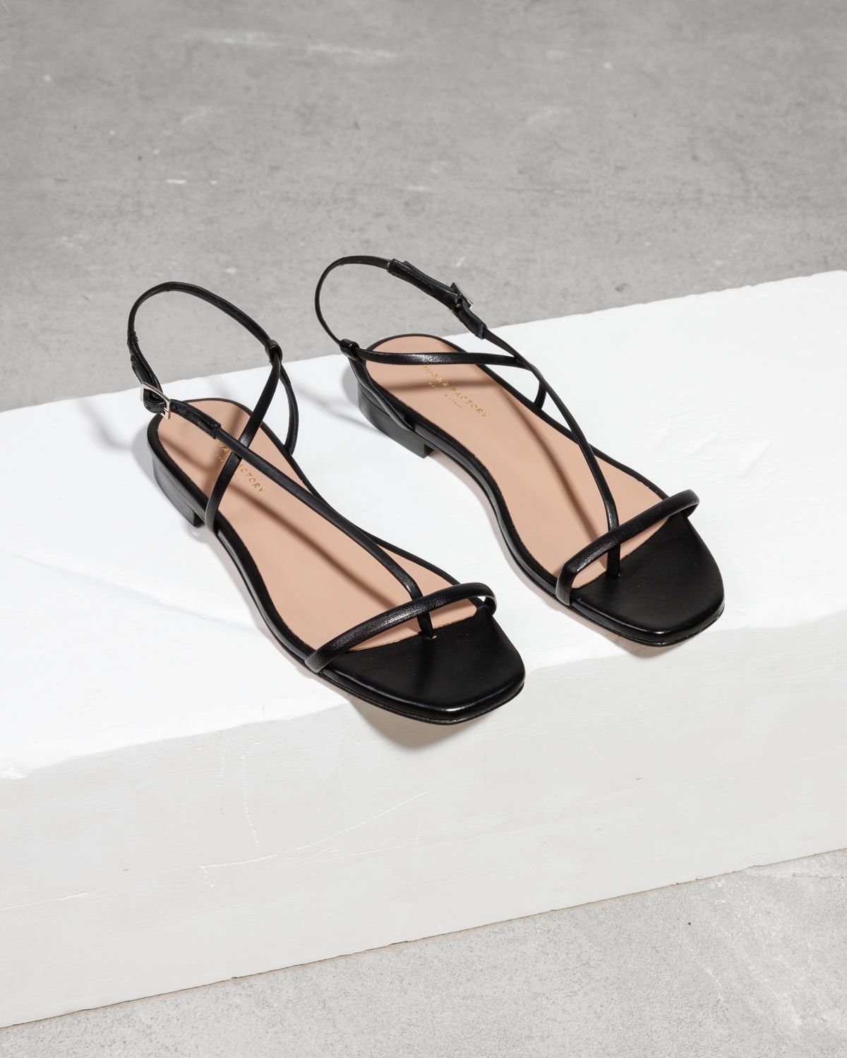 Черные кожаные босоножки - Image 3 of 6