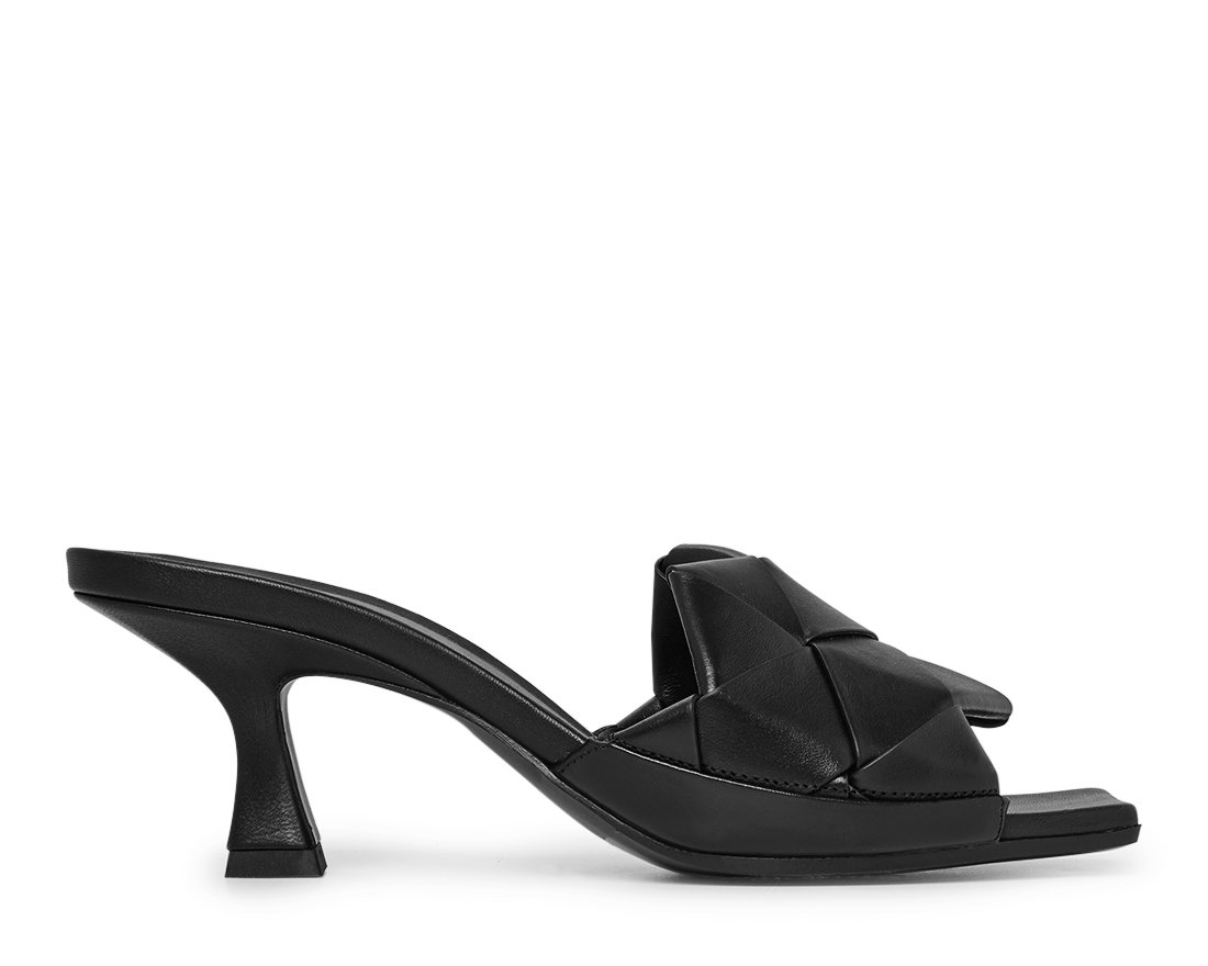 Чёрные кожаные босоножки - Main image