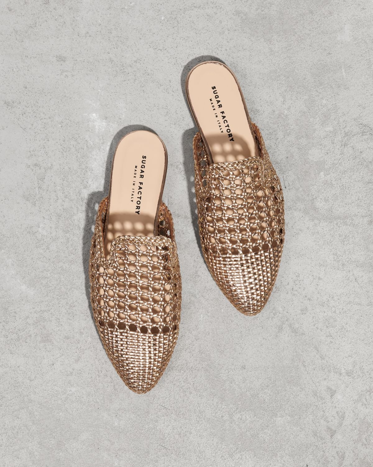 Бежевые блестящие слиперы - Image 2 of 6