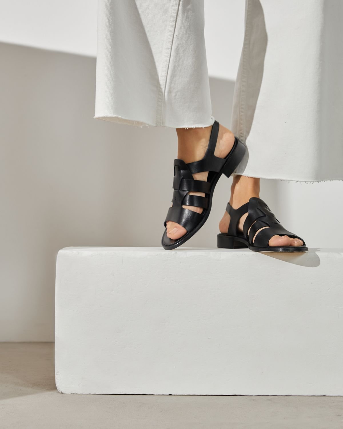 Черные кожаные сандалии - Image 6 of 6
