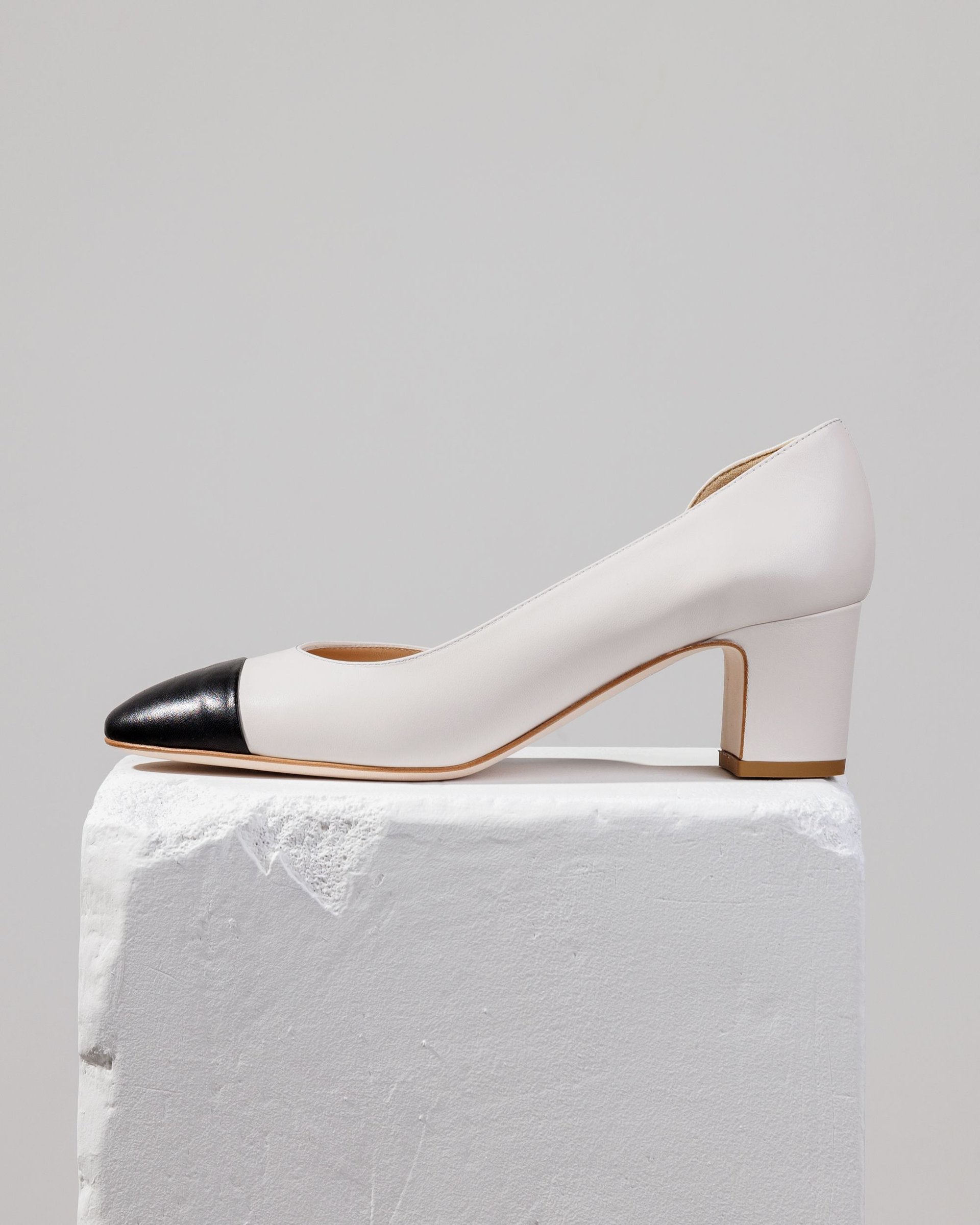 Белые кожаные туфли - Main image