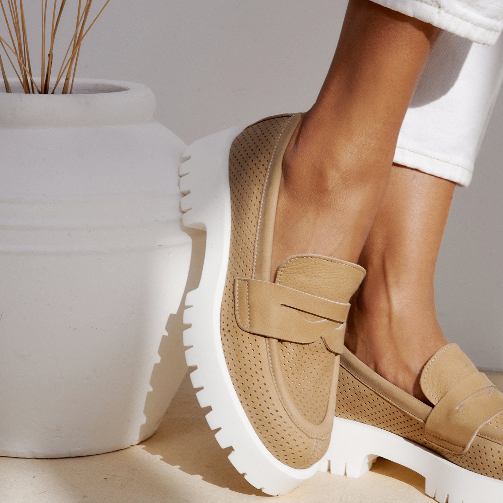 Бежевые лоферы из нубука - Image 5 of 5