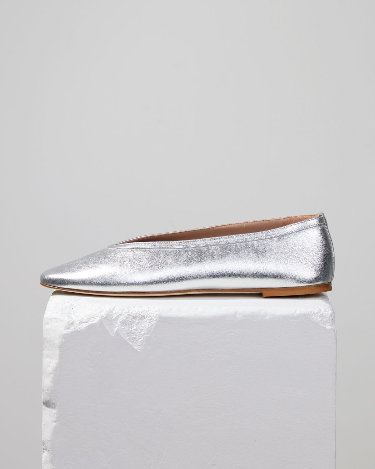 Серебряные кожаные балетки - Main image
