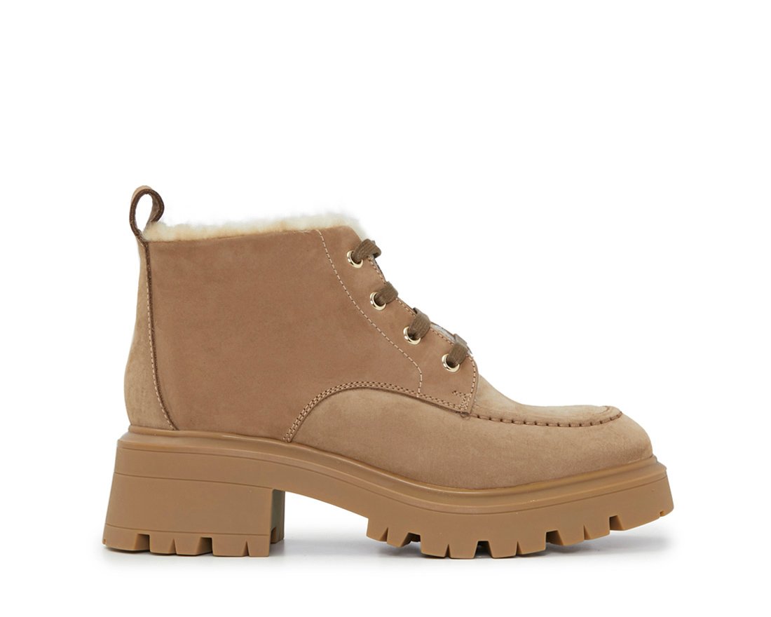 Зимние бежевые замшевые ботинки - Main image