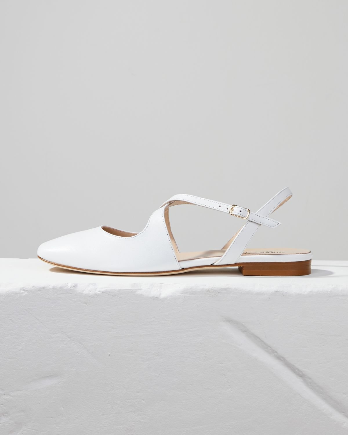 Белые кожаные туфли - Main image