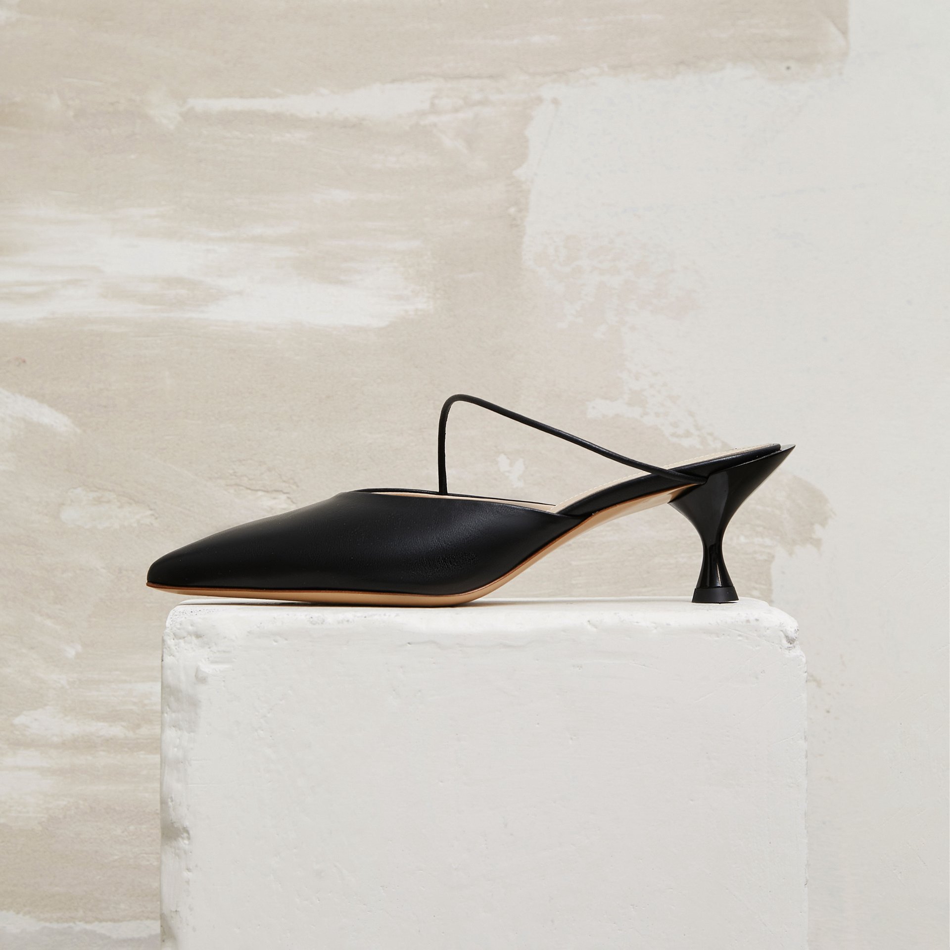 Черные кожаные туфли - Main image